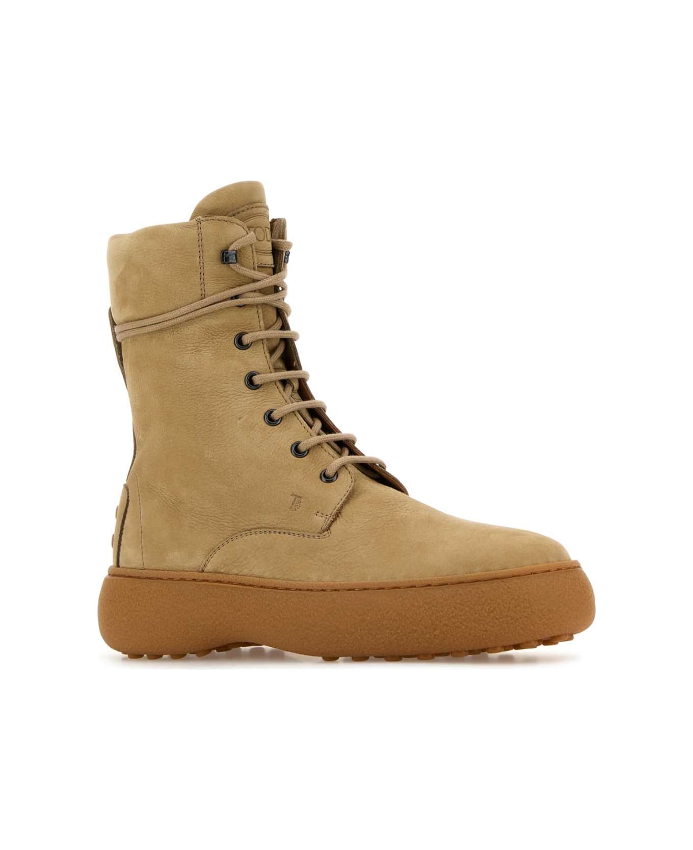 Tod's Beige Leather Ankle Boots - C808