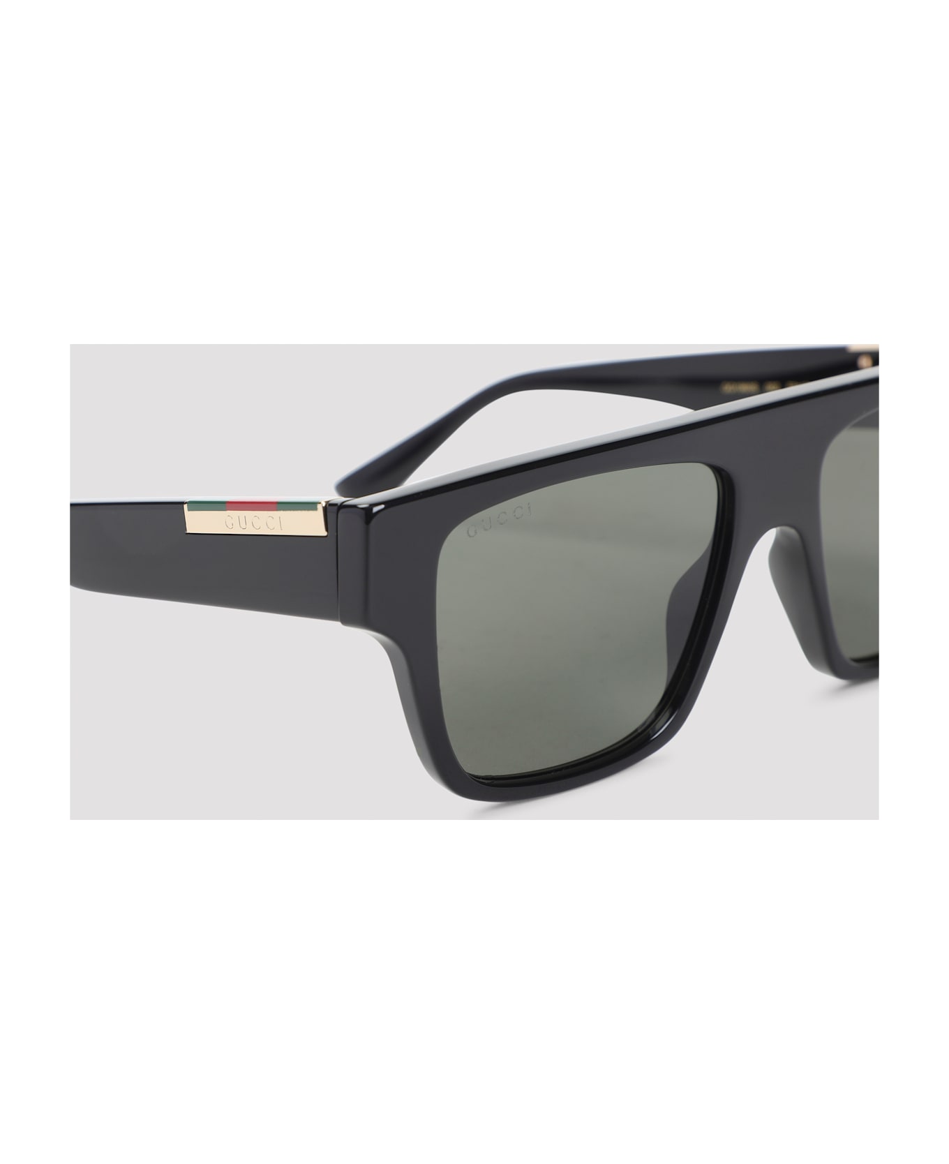 Gucci Sunglasses - Black Black Grey