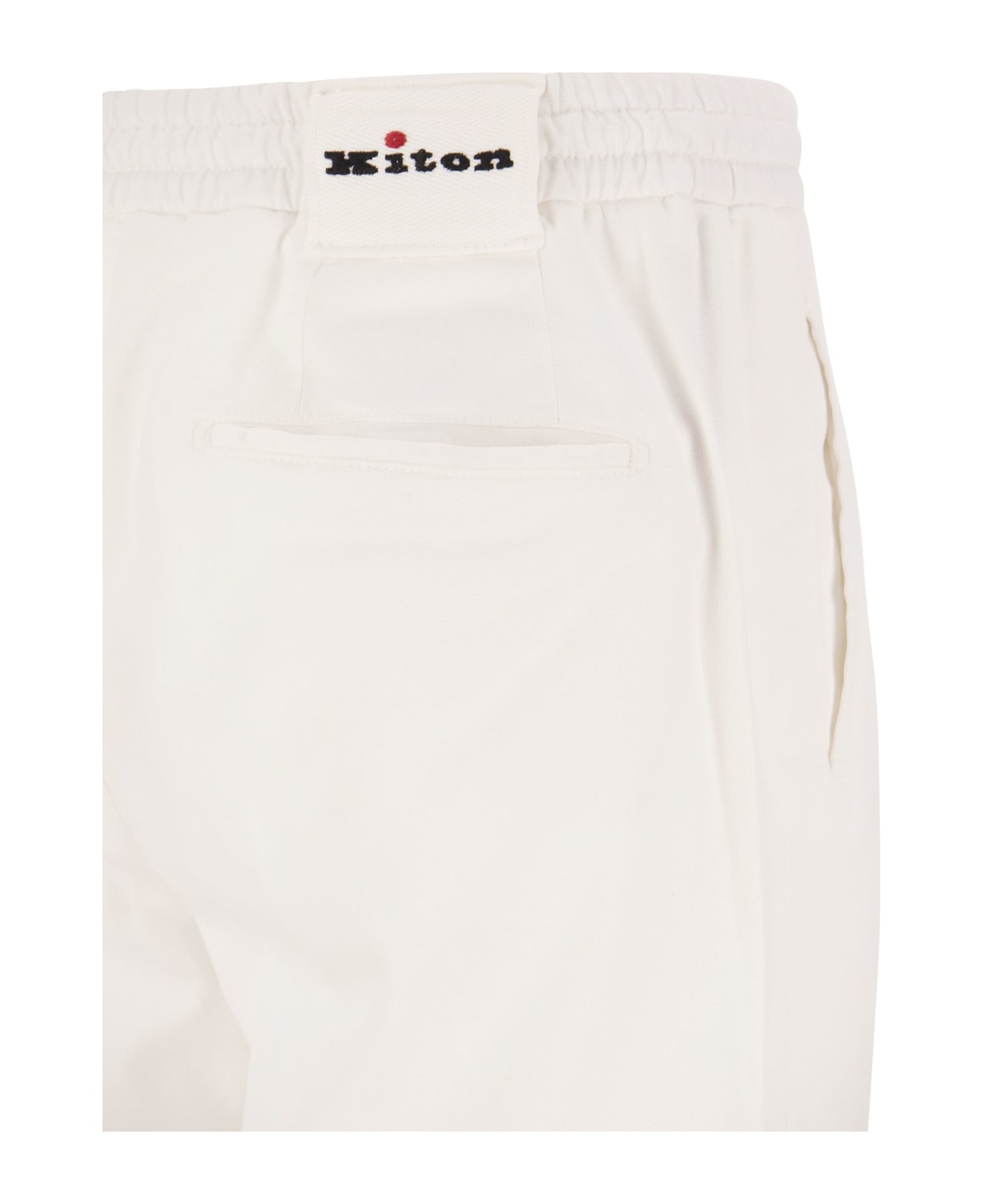 Kiton Lyocell Trousers sitzende With Pence - White