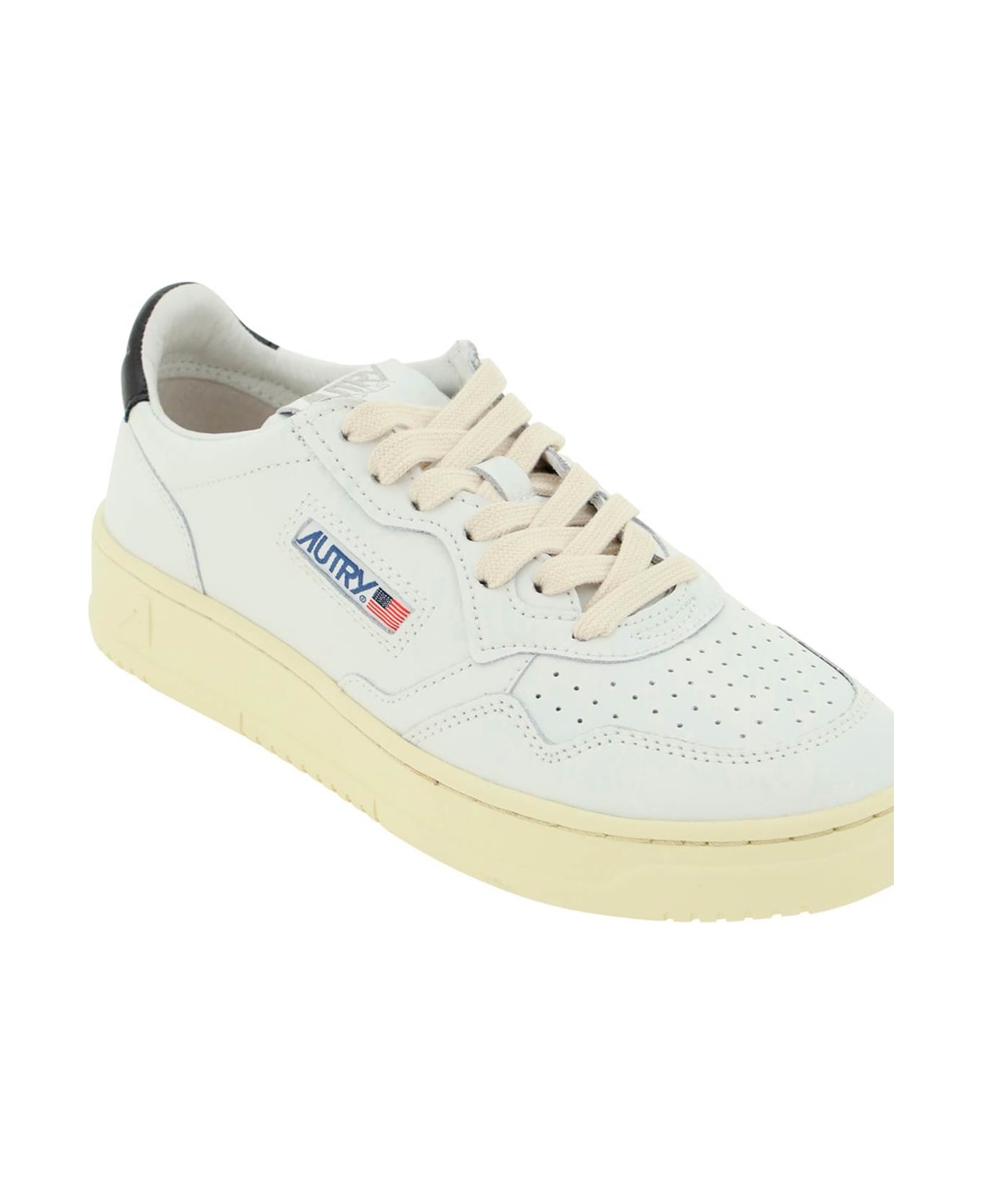 Autry Leather Medalist Low Sneakers - WHITE BLACK (White)