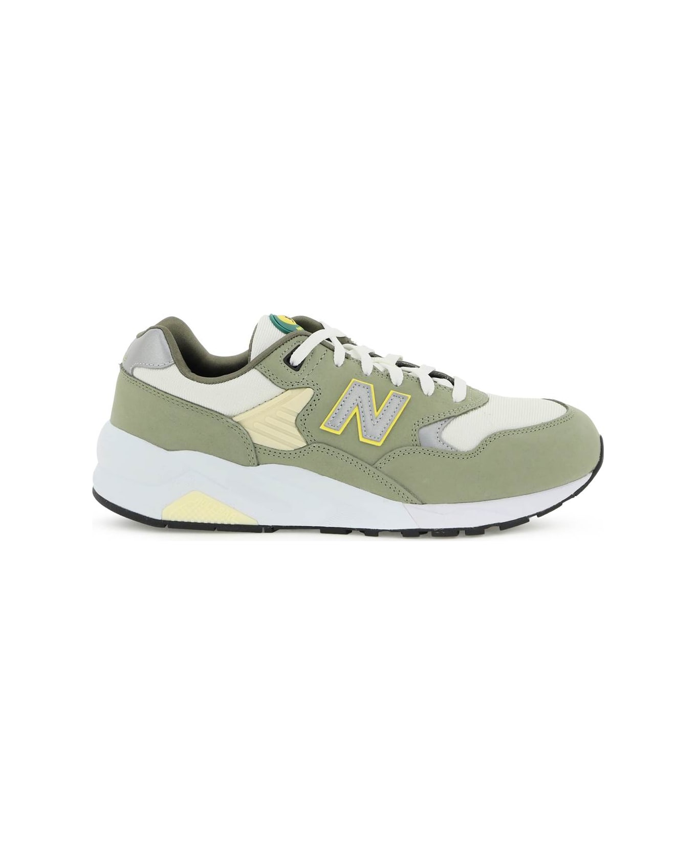 New Balance Mt580 Sneakers | italist