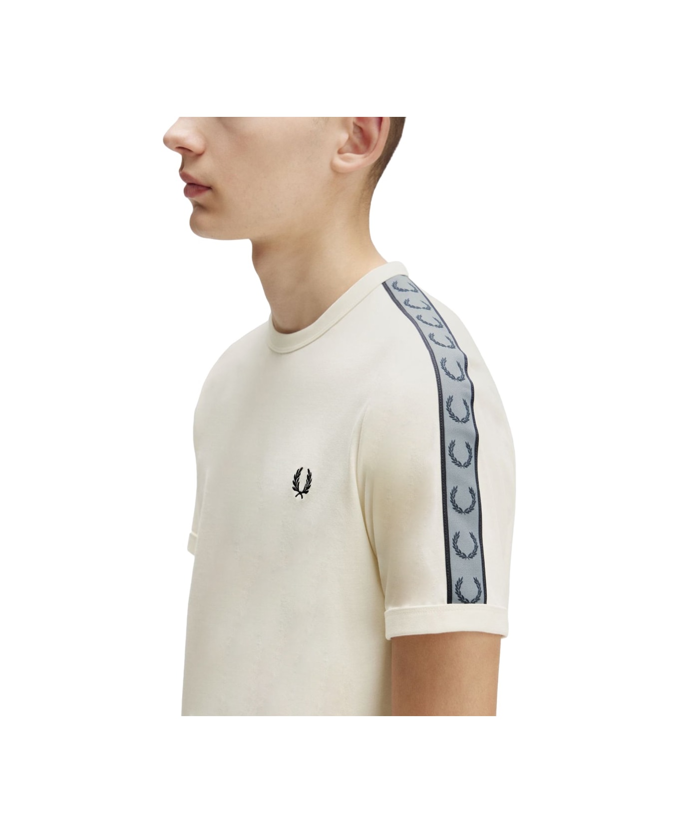 Fred Perry "ringer" T-shirt - IVORY
