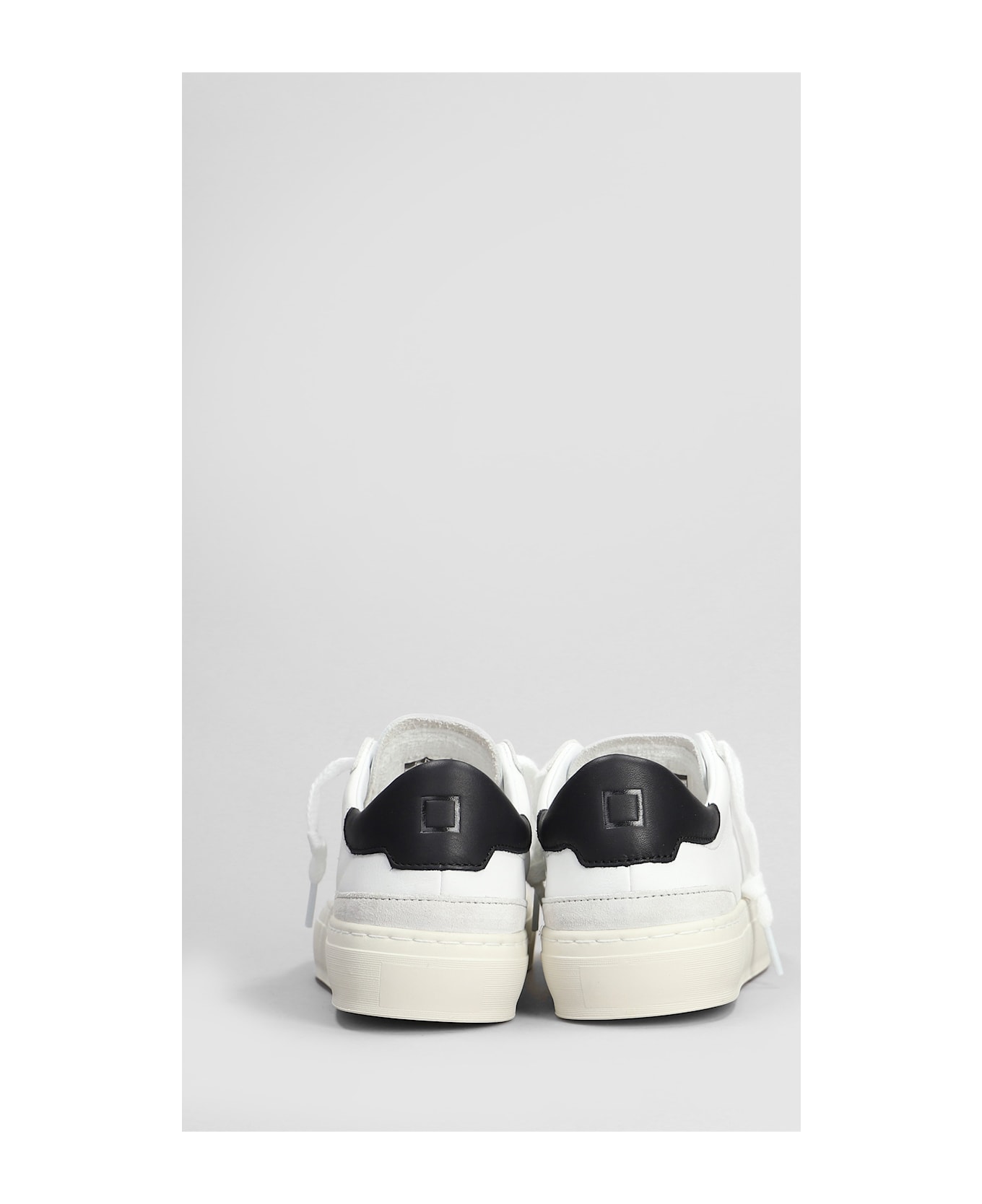 D.A.T.E. Sonica Sneakers In White Leather - white