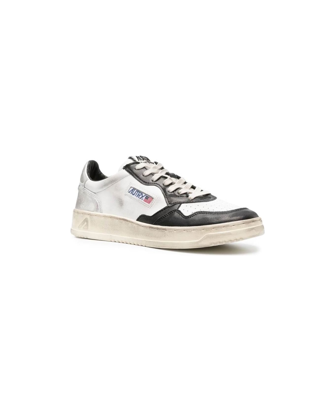 Autry Black And White 'medalist' Low Top Sneakers Distressed Finish In Cow Leather - Multicolor
