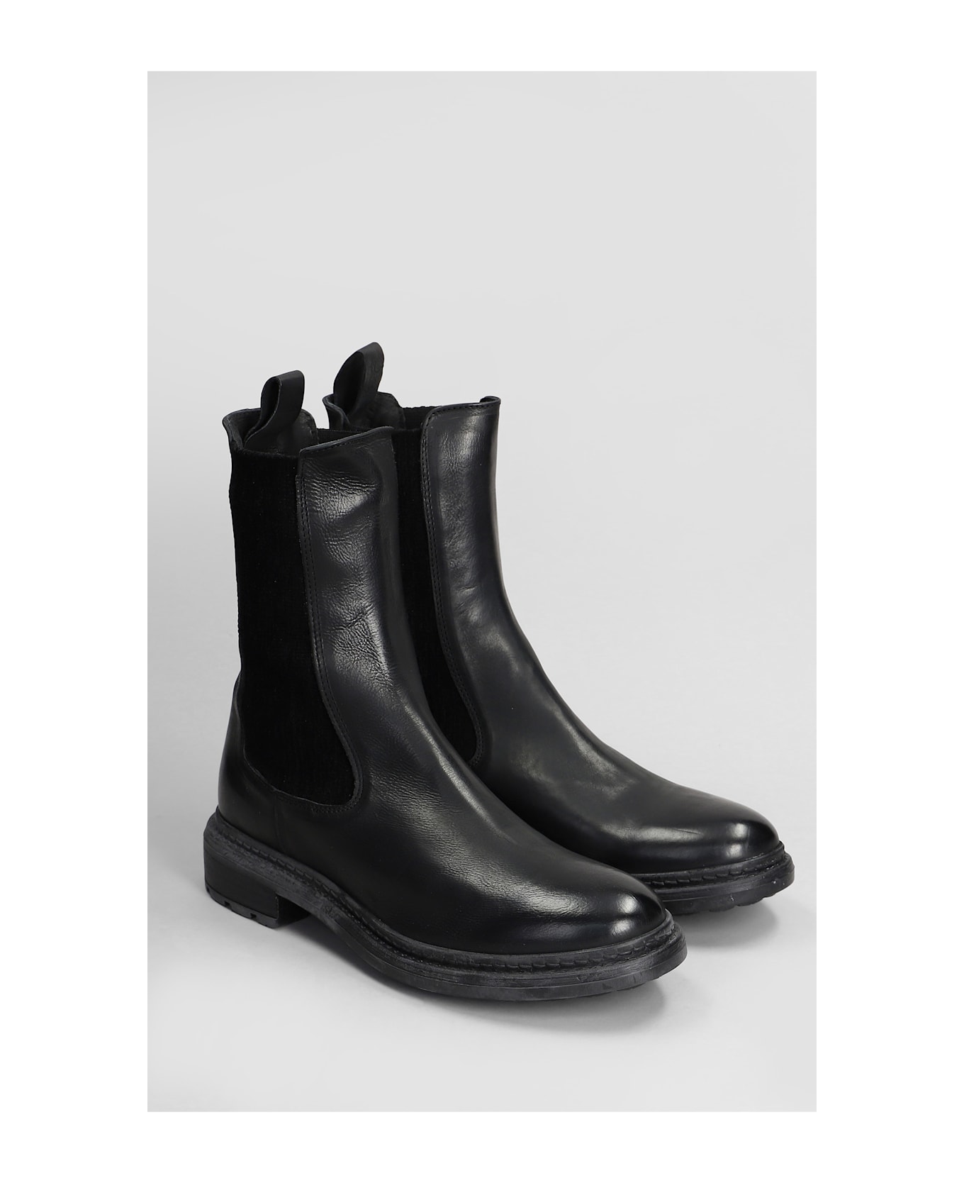 Julie Dee Combat Boots In Black Leather - black