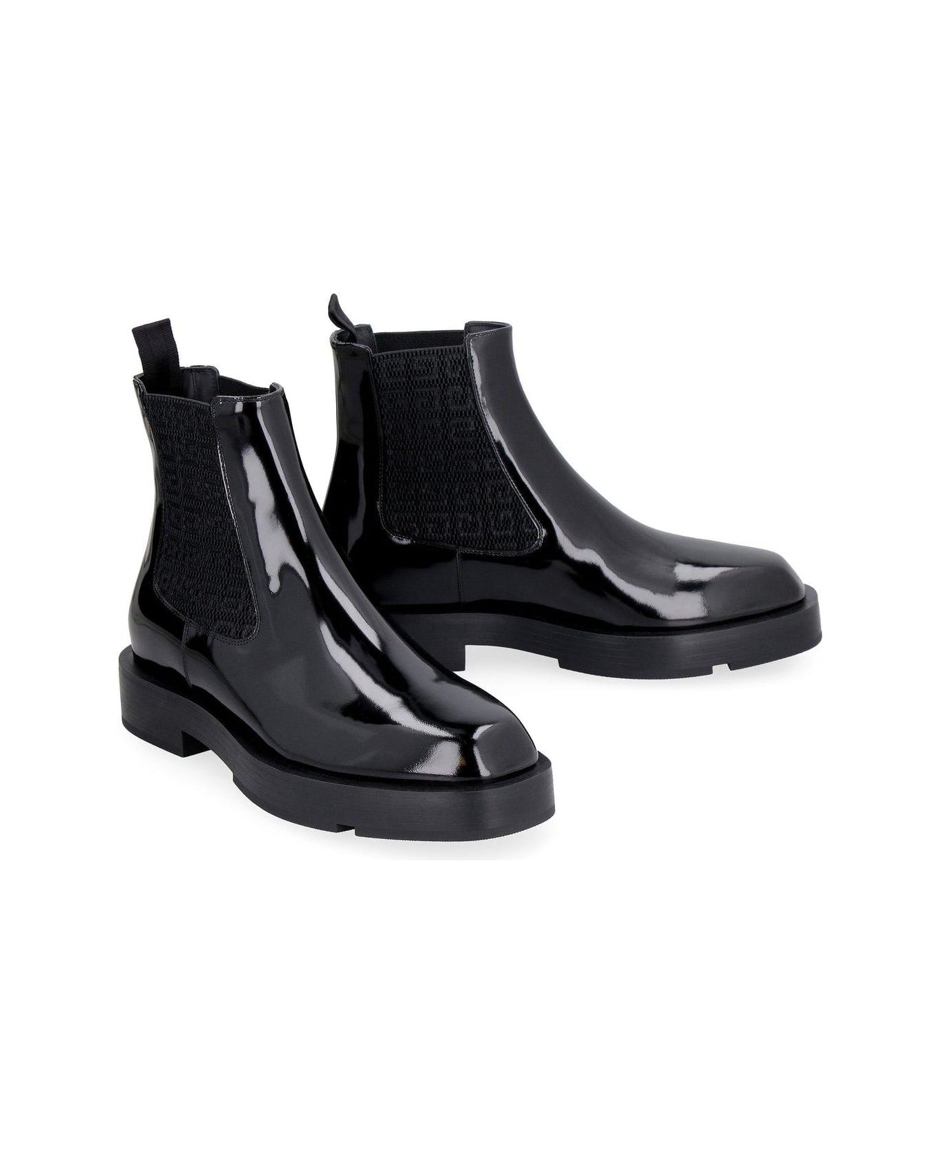 Givenchy Round Toe Ankle Boots - BLACK