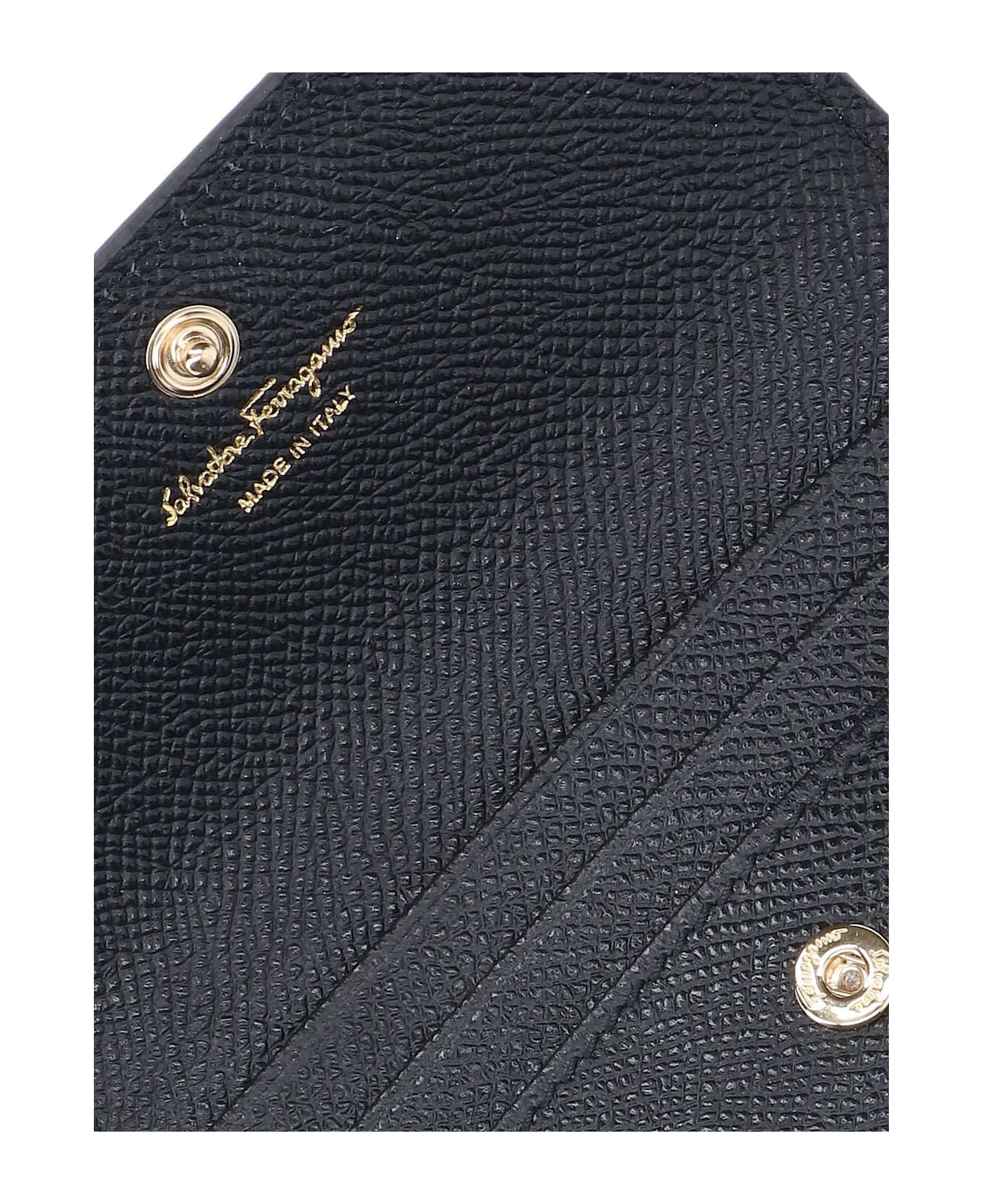 Ferragamo 
fiocco Vara
 Card Case - Black  