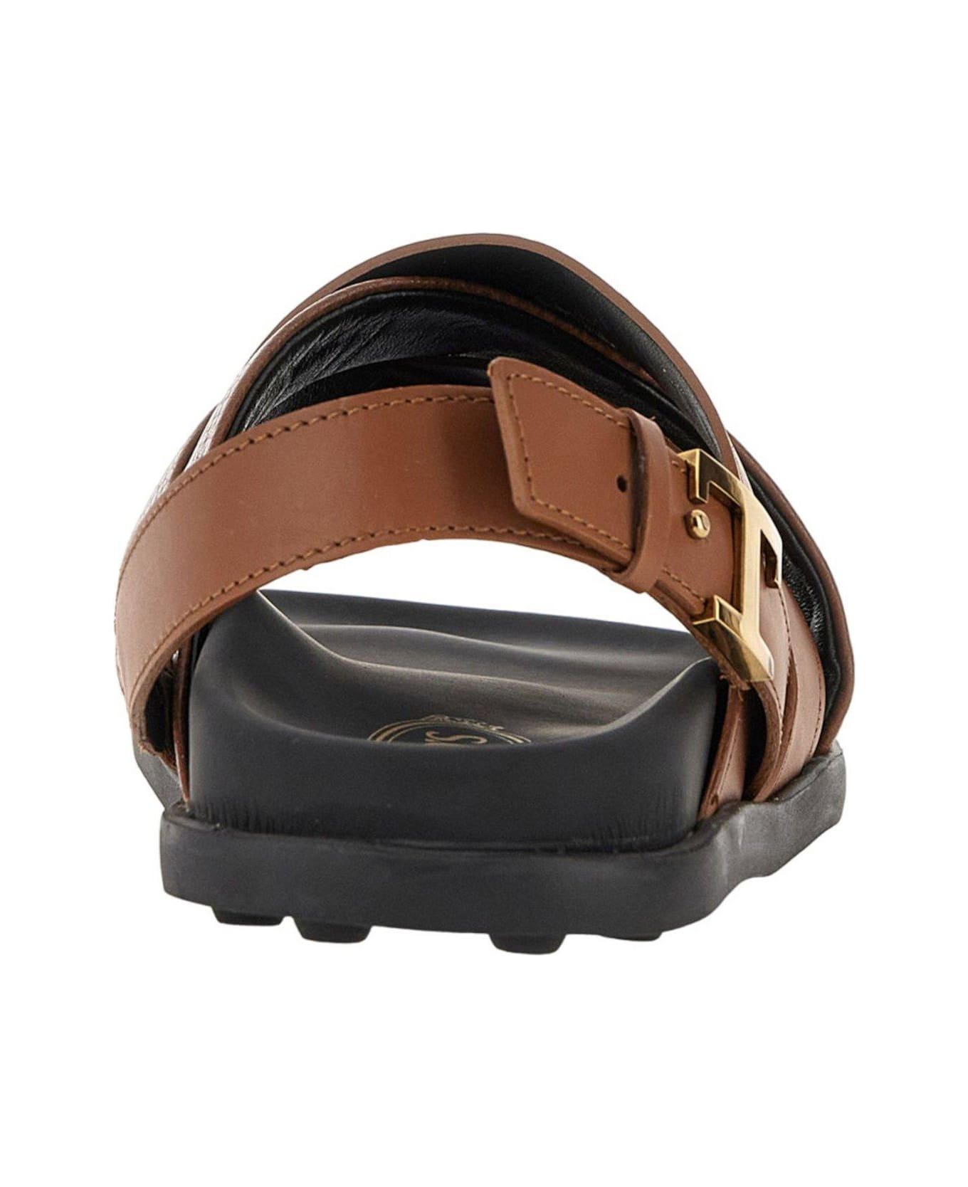 Tod's Logo-buckle Interwoven Strap Sandals - Brown サンダル