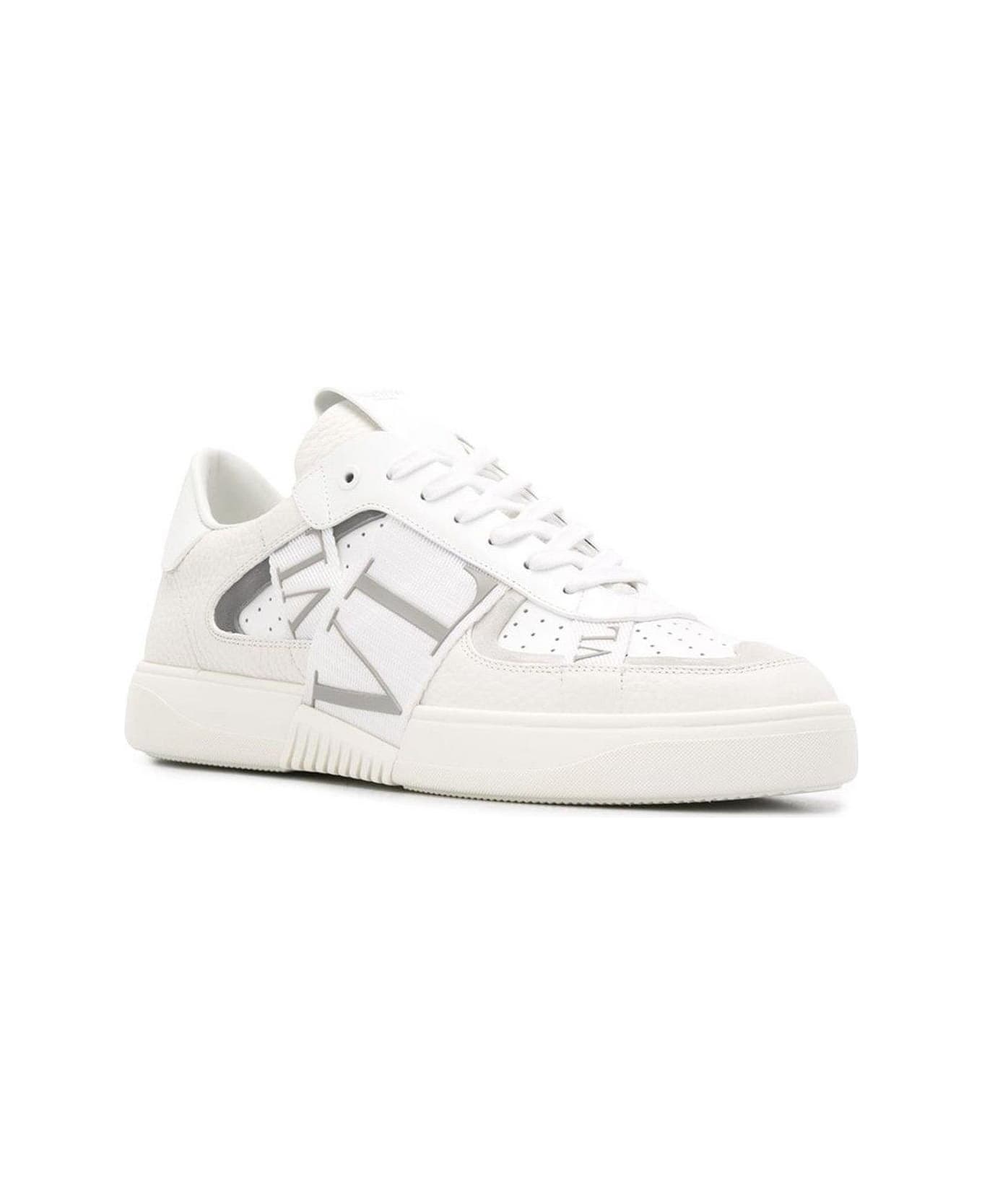 Valentino Garavani Vl7n Lace-up Sneakers - White