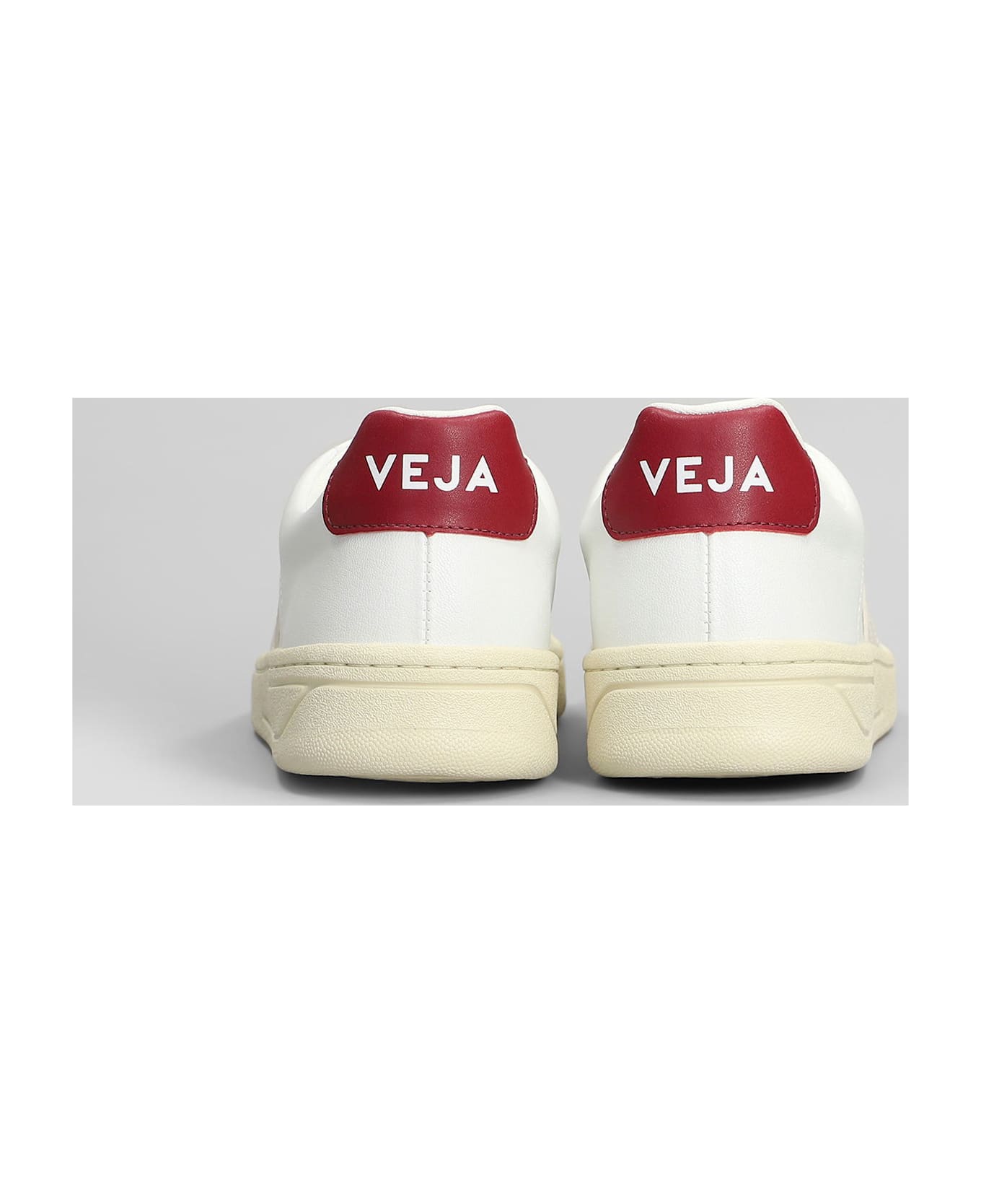 Veja Urca Sneakers In White Leather - white
