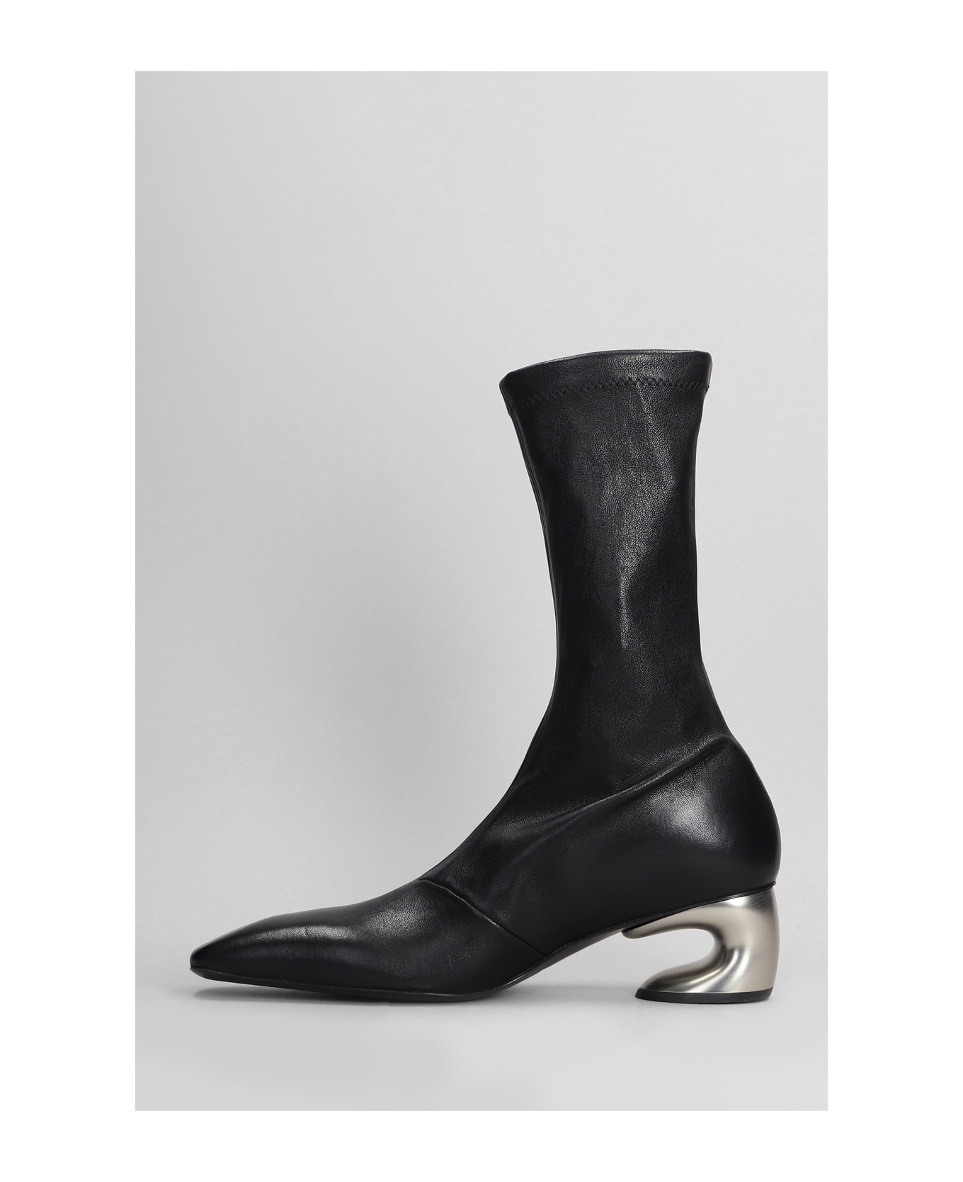Jil Sander Low Heels Ankle Boots In Black Leather - black