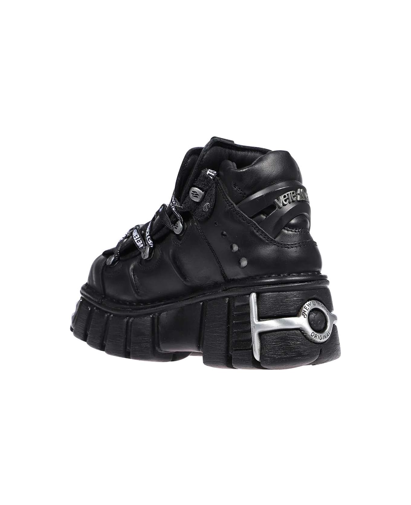 VETEMENTS Leather Platform Sneakers - black