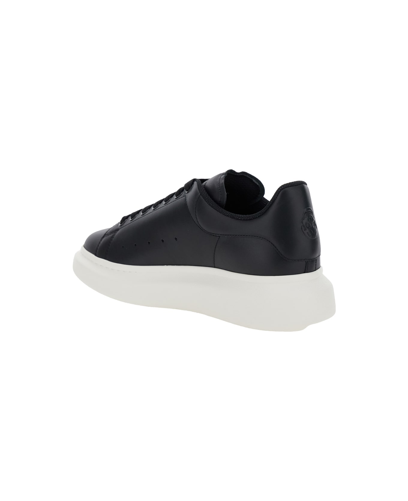 Alexander McQueen Black Low Top Sneakers With Chunky Sole In Leather Man - Black