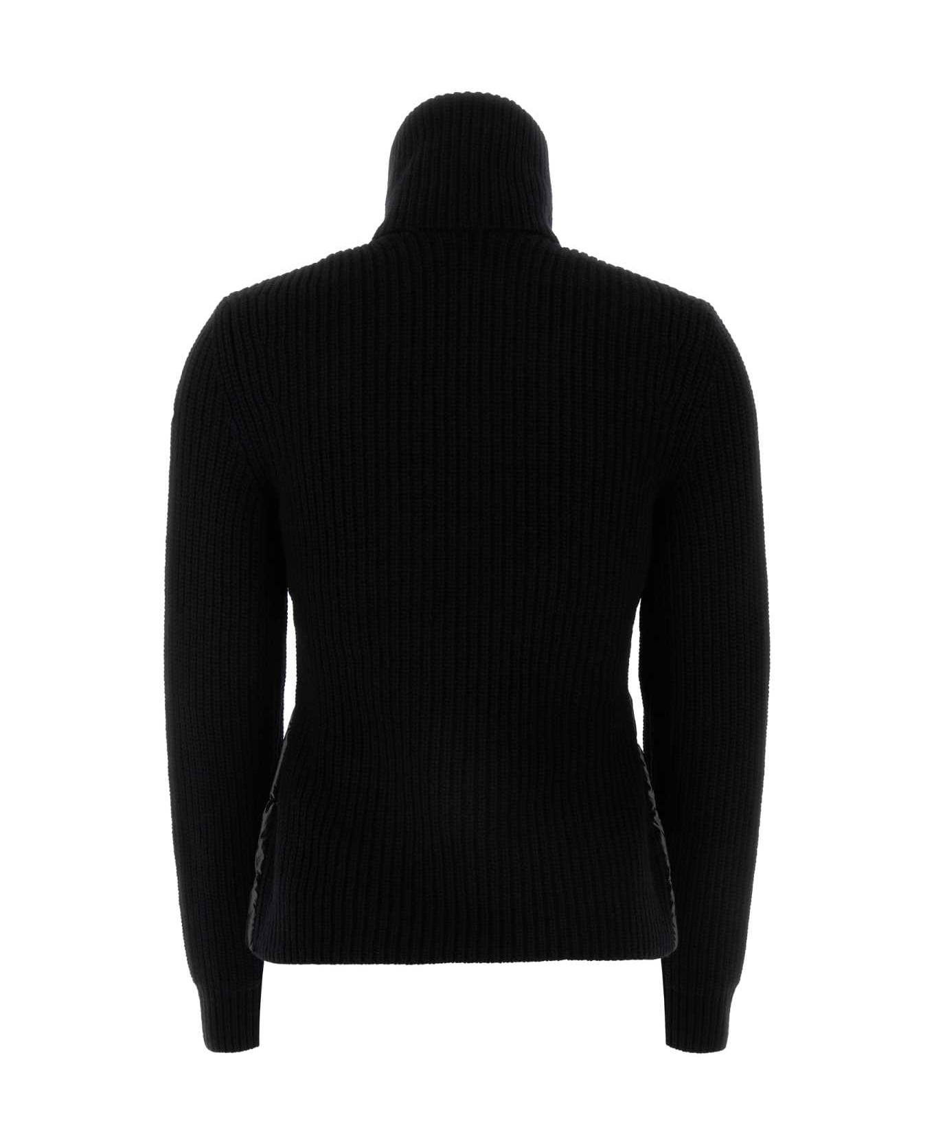 Moncler Black Wool Sweatshirt - 999 フリース