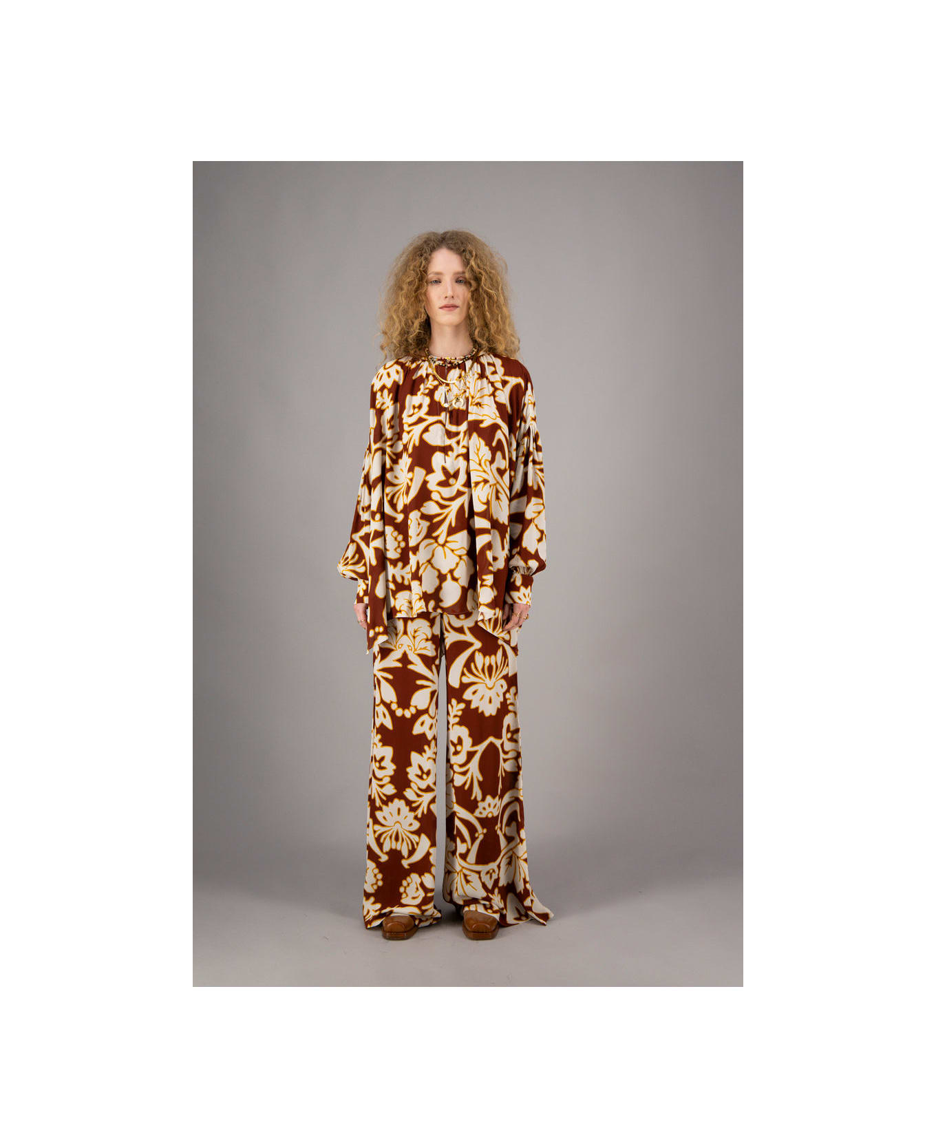 Amotea Carol In Flowerd Burgundy Viscose - Burgundy