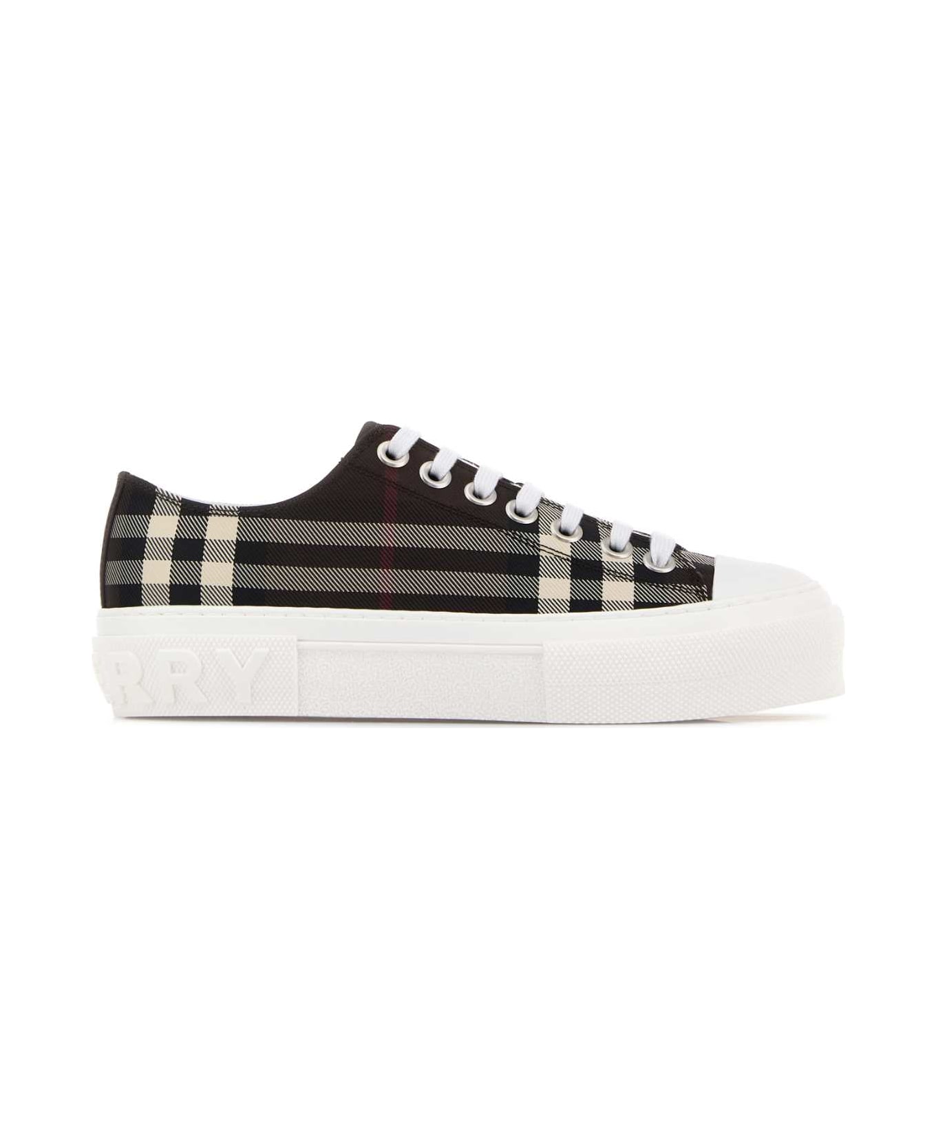 Burberry Embroidered Cavas Sneakers - MAHOGANYIPCHECK