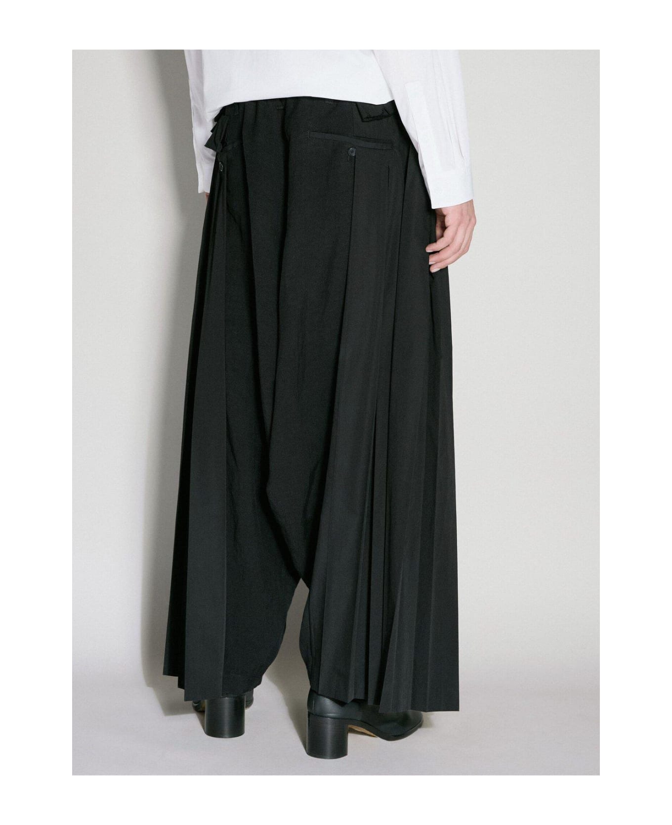 Yohji Yamamoto Sarouel Pleated Pants - Black