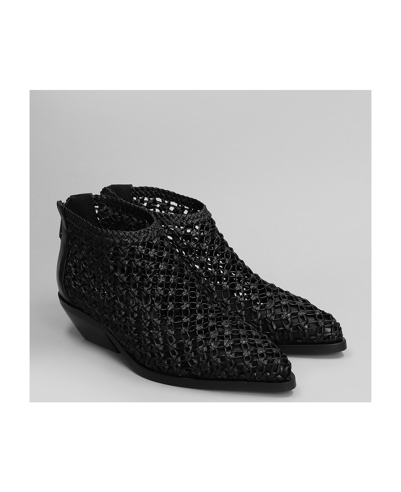 Elena Iachi Texan Ankle Boots In Black Leather - black