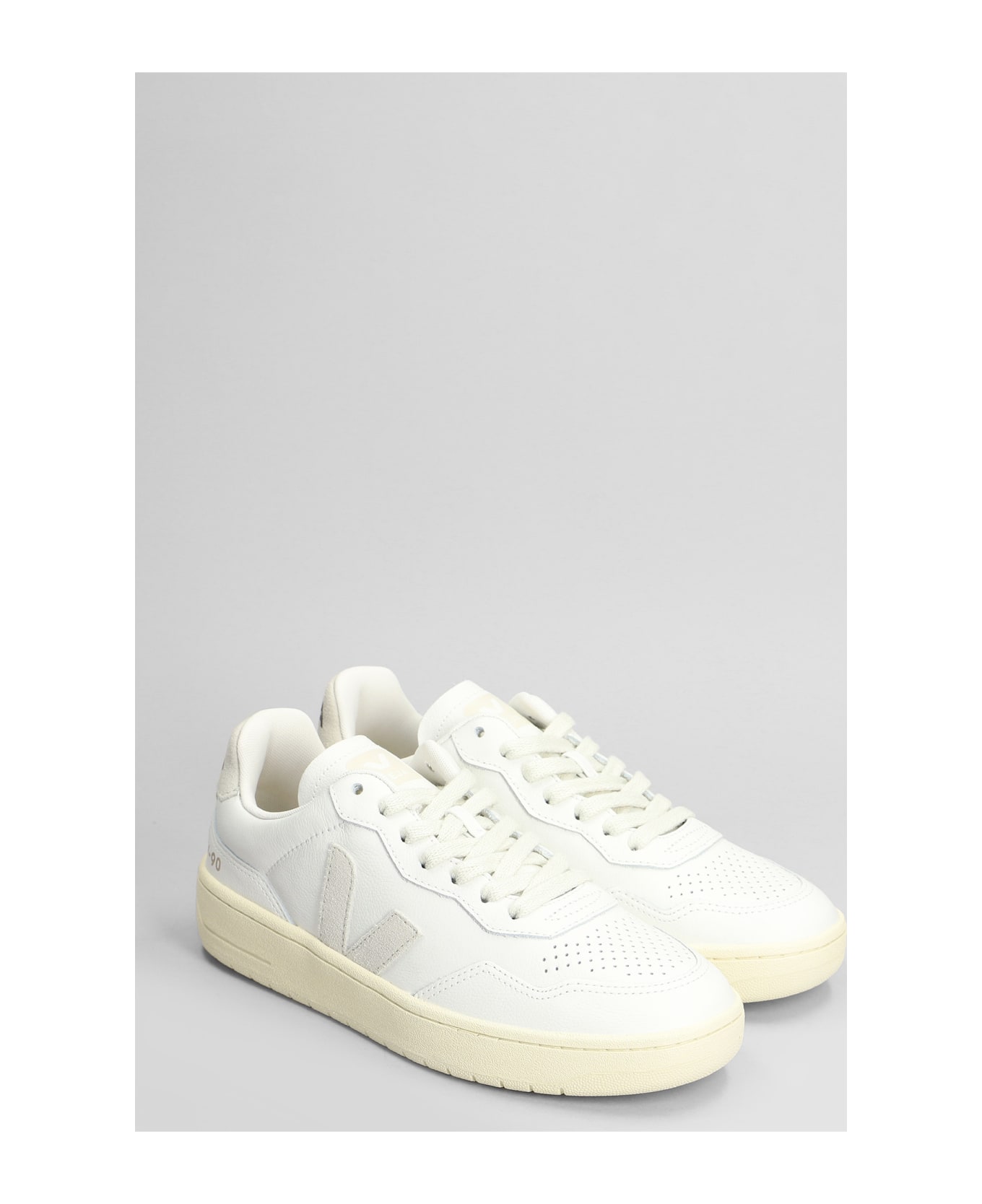 Veja V-90 Sneakers In White Leather - NEUTRALS