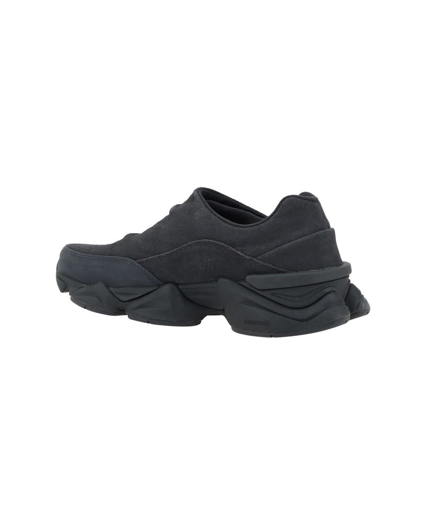 New Balance 8040 Round-toe Sneakers - GREY