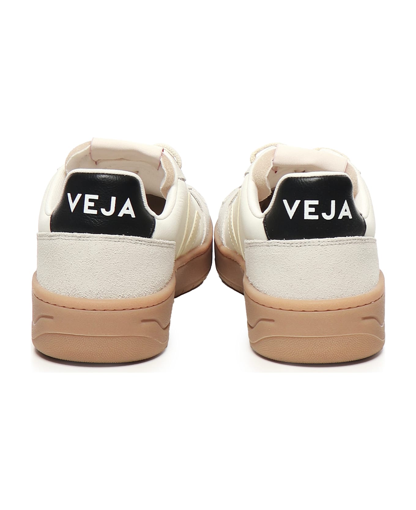 Veja V-82 Sneakers - Off-white/ALMOND