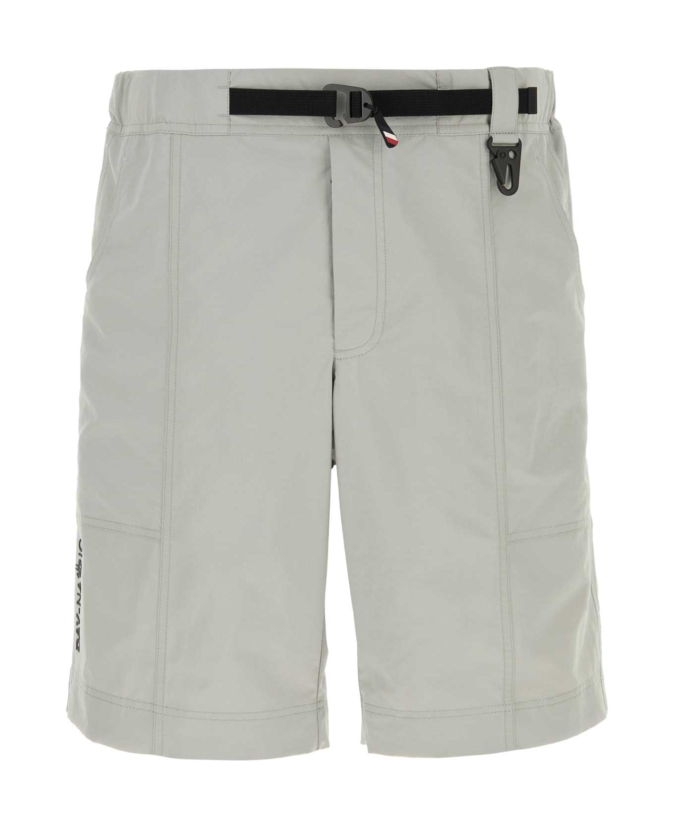 Moncler Grenoble Grey Polyester Bermuda Shorts - 91H