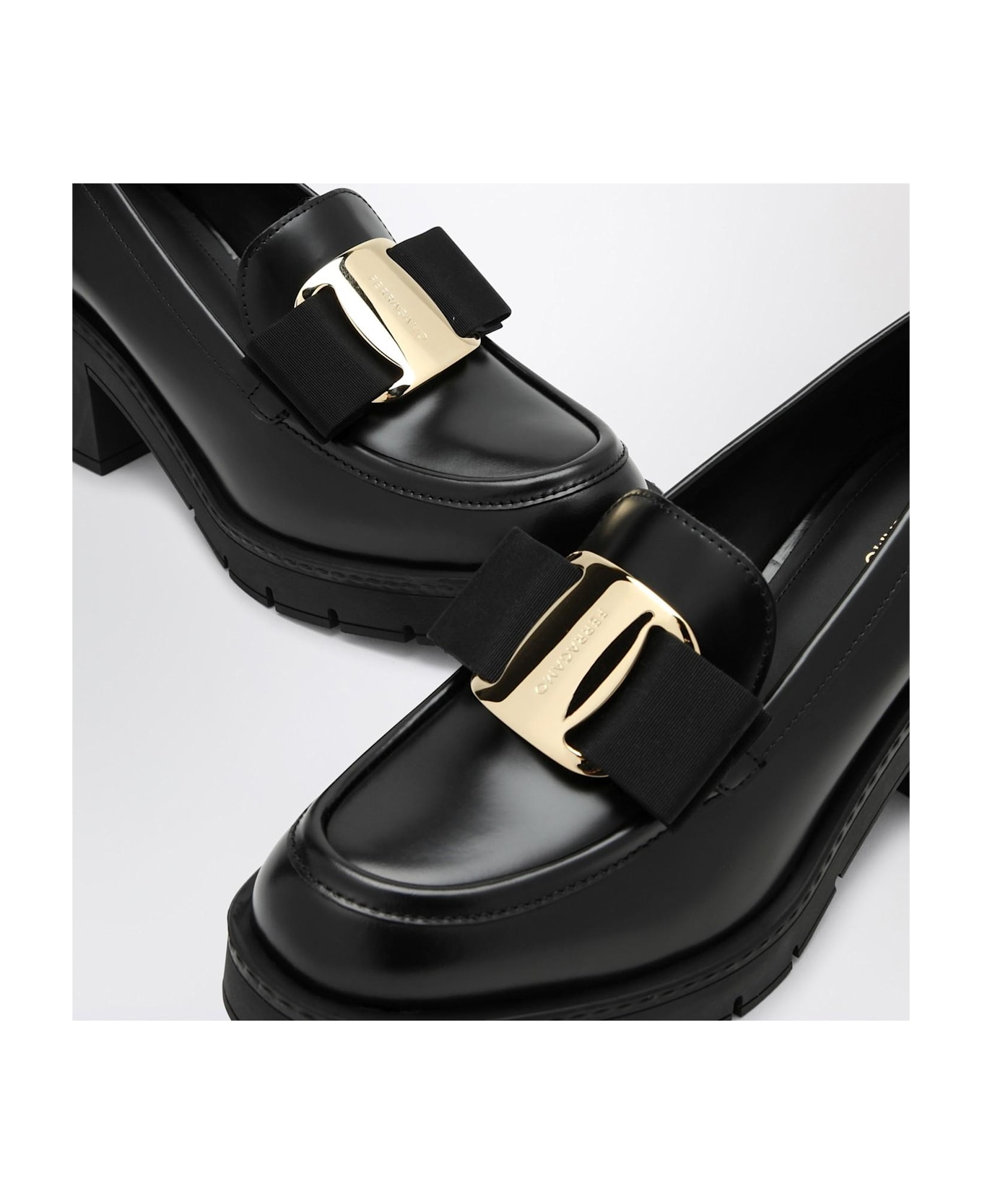 Ferragamo Black Vara Bow Moccasin With Heel - Black