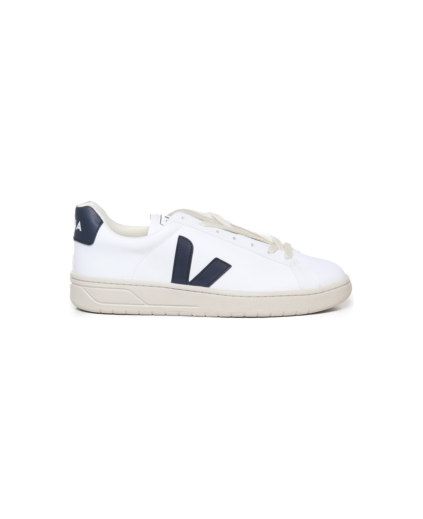 Veja Sneakers With Logo - White, blue