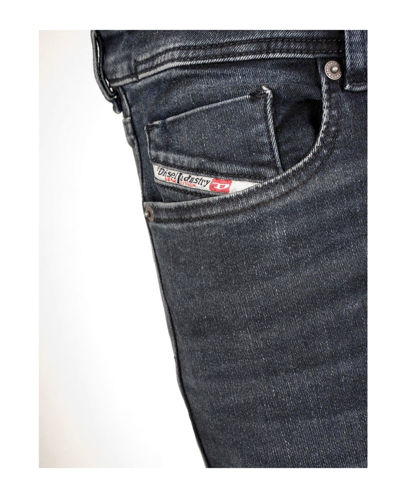Diesel Logo Patch Slim Jeans Jeans - 900 - DENIM