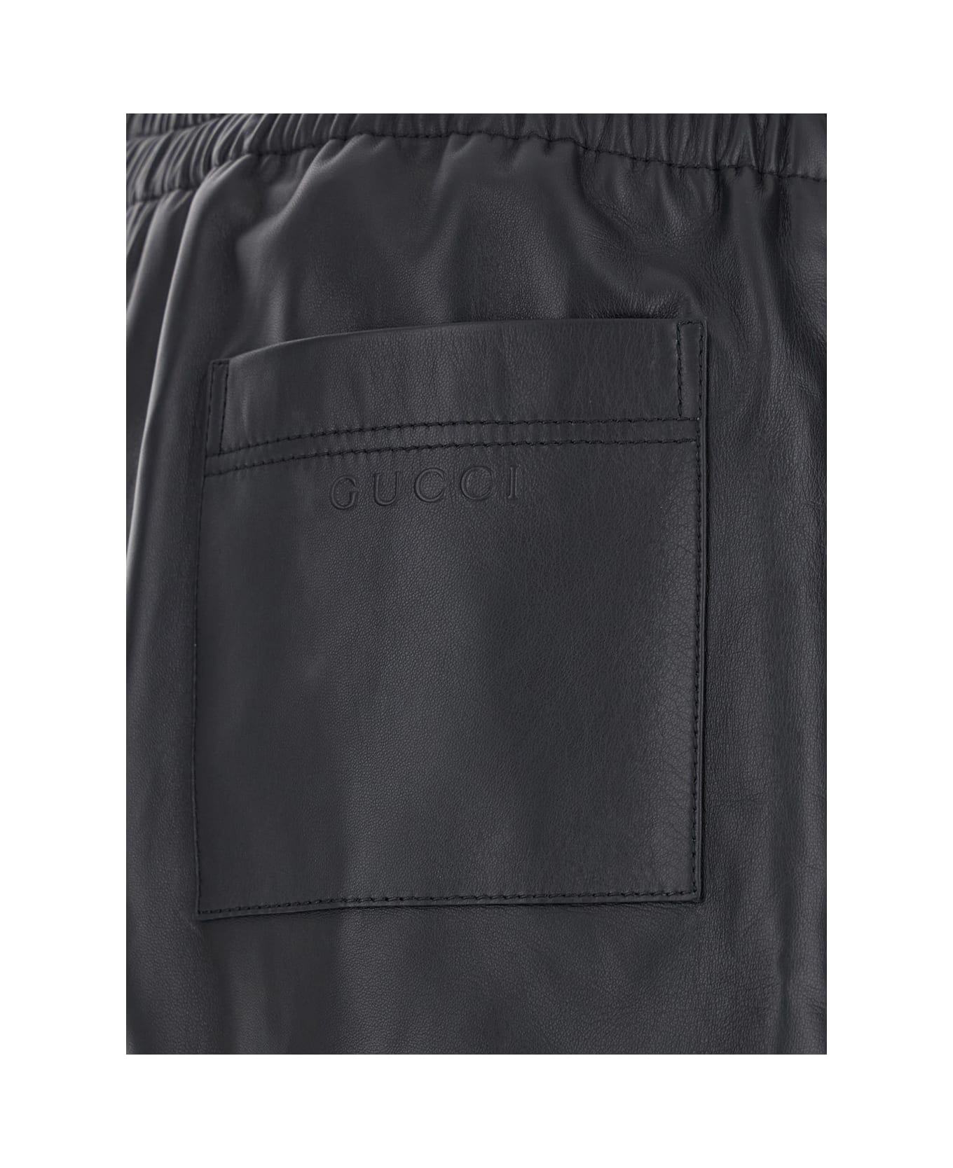 Gucci Black Bermuda Shorts With Elasticated Waist And Logo Lettering In Leather Man - Black