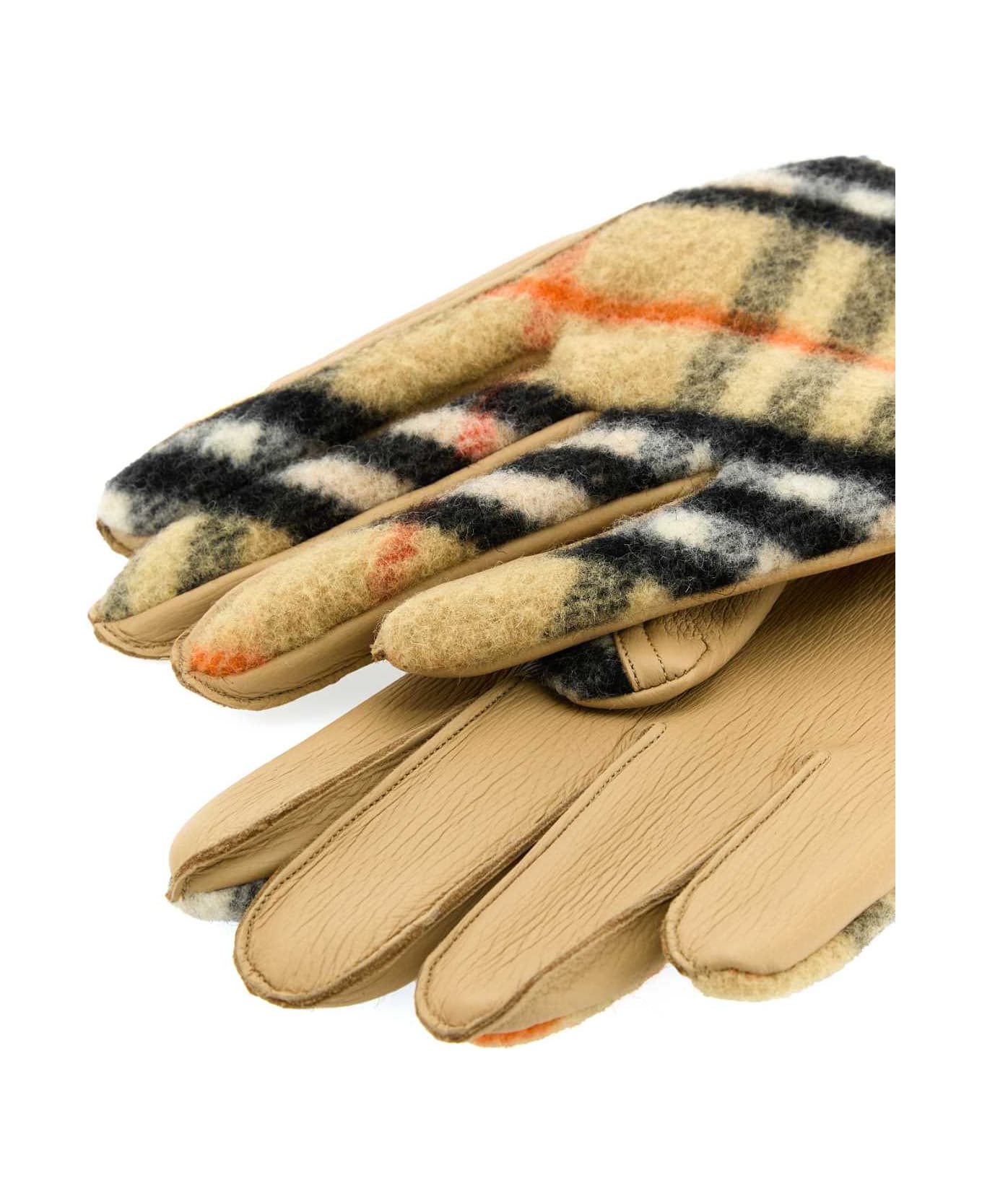Burberry Beige Leather Glovers - SANDIPCHECK
