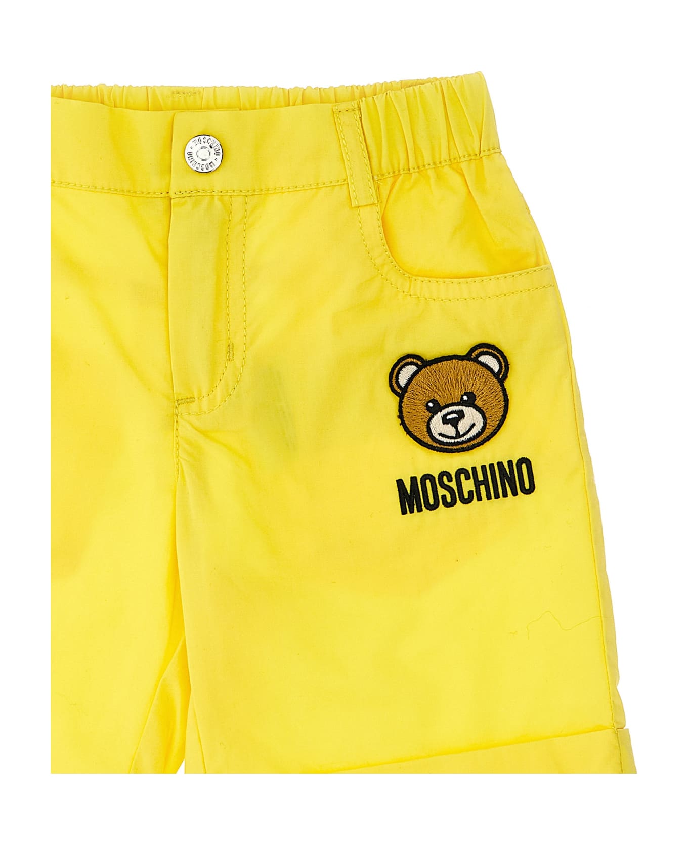 Moschino T-shirt + Logo Embroidery Shorts - Yellow
