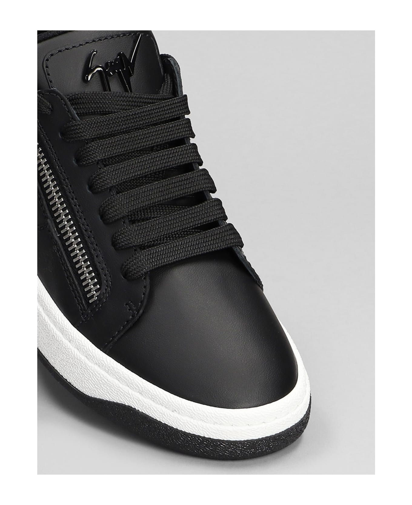 Giuseppe Zanotti Gz94 Sneakers In Black Leather - black