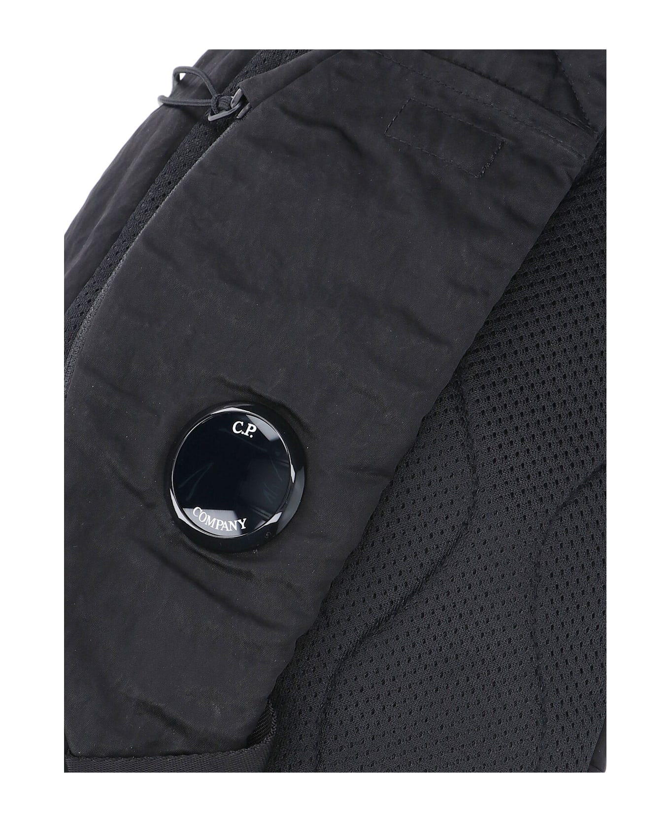 C.P. Company One-shoulder Logo Backpack - BLACK