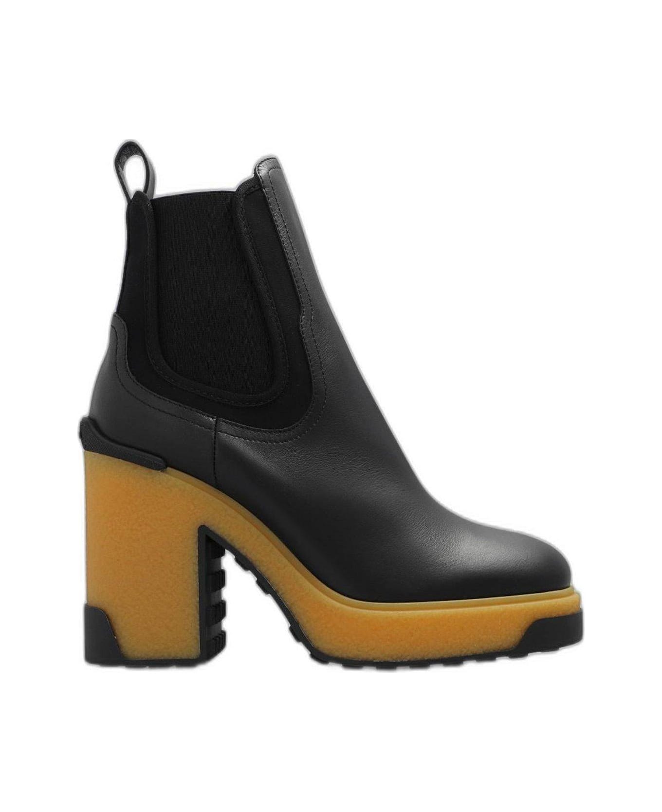Moncler Isla Heeled Ankle Boots - Black ブーツ