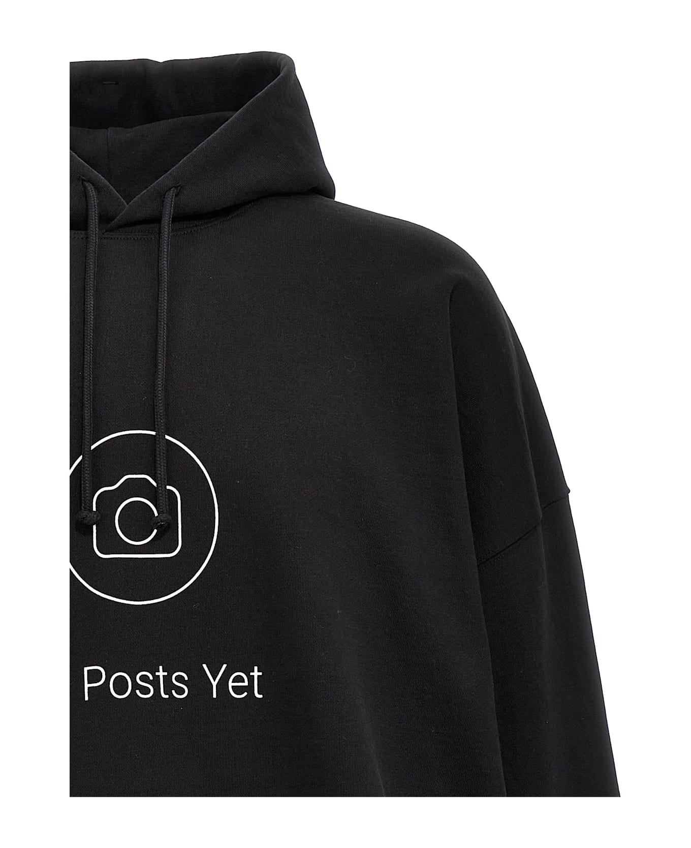 VETEMENTS 
no Posts
 Hoodie - Black  