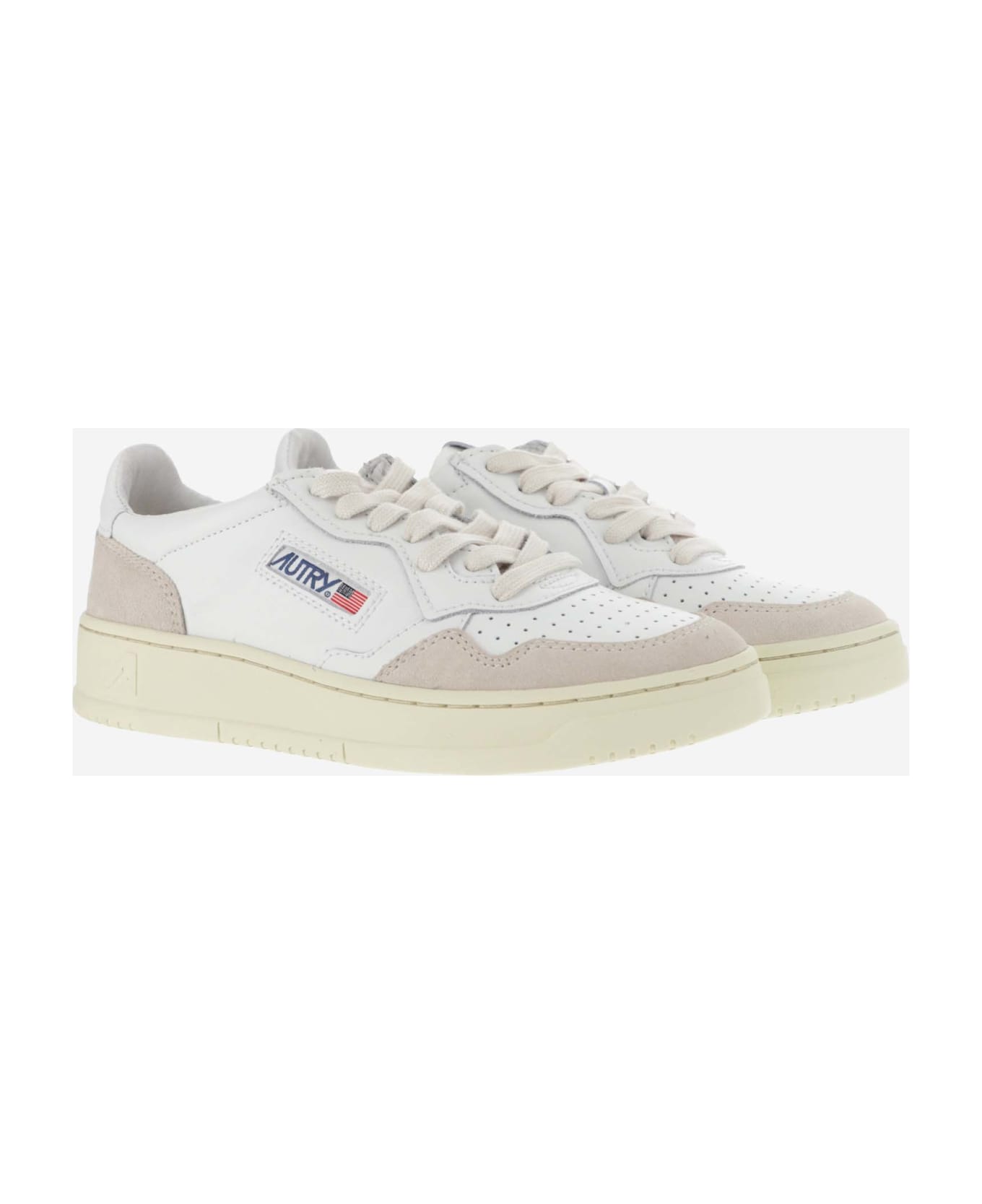 Autry Low Medalist Sneakers - White
