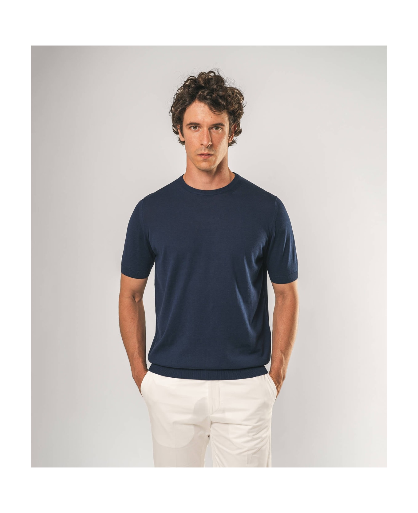 Larusmiani Roquebrune Crewneck Sweater - Navy