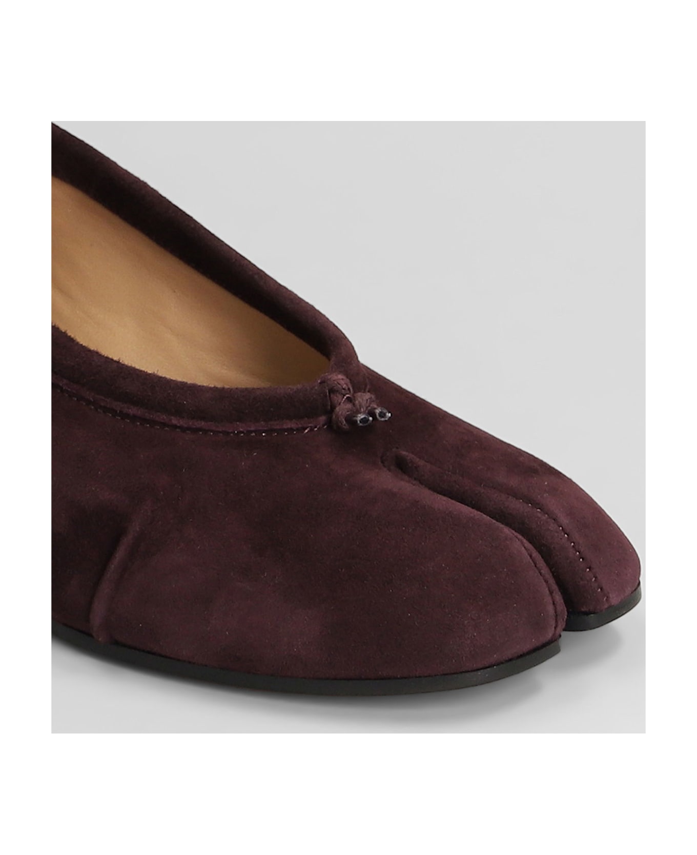 Maison Margiela Tabi Ballet Flats In Viola Suede - Viola