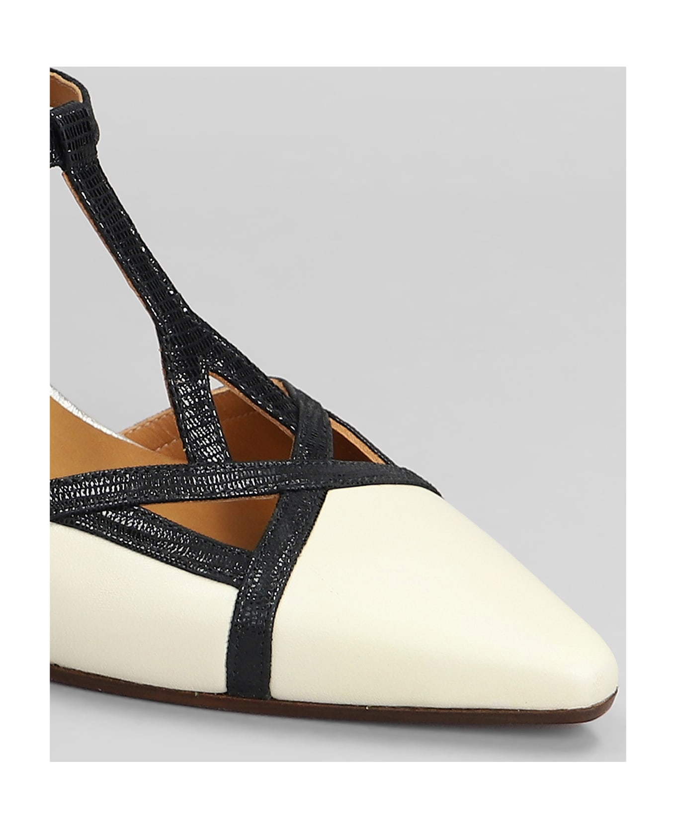 Chie Mihara Pumps In Beige Leather - beige