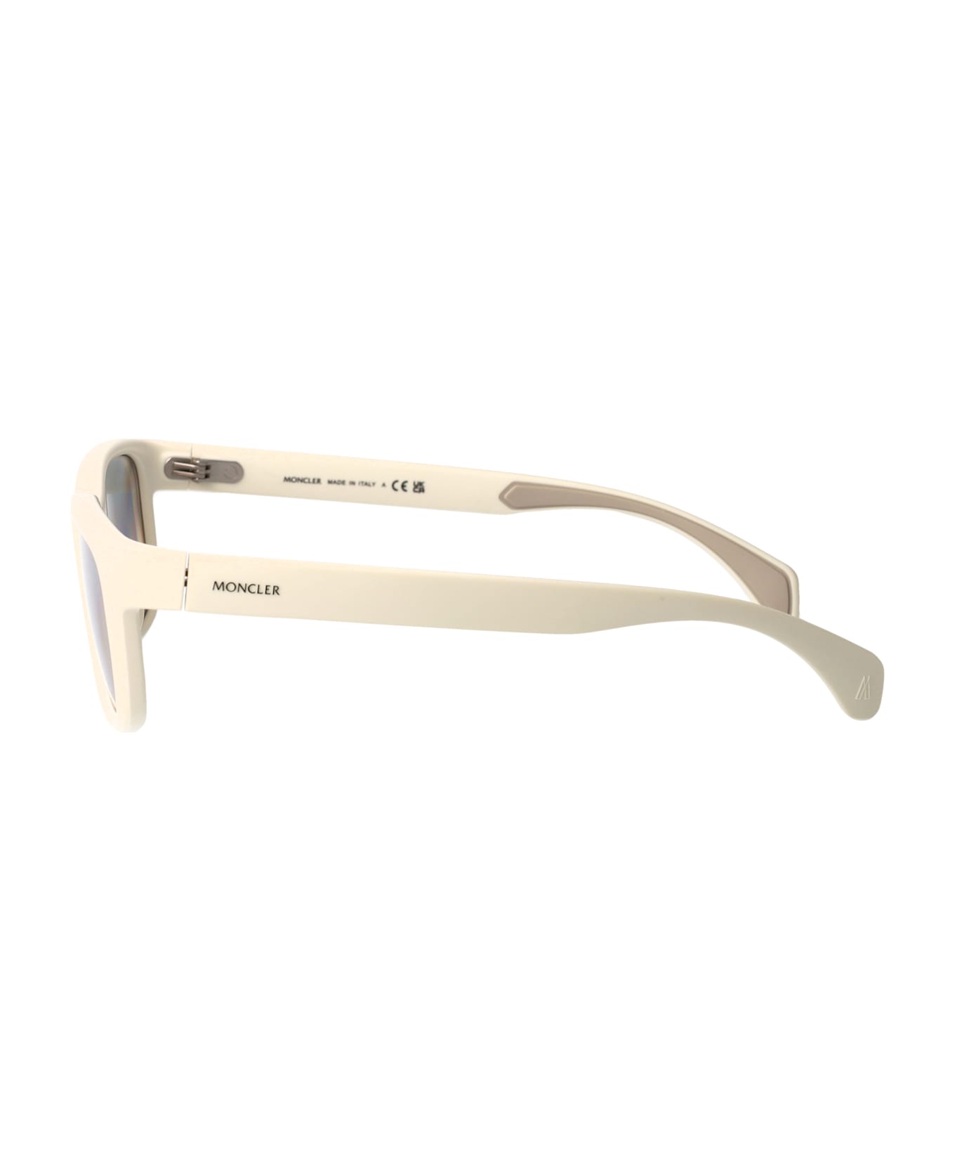 Moncler Eyewear Slicka Sunglasses - MATTE BUTTER 
