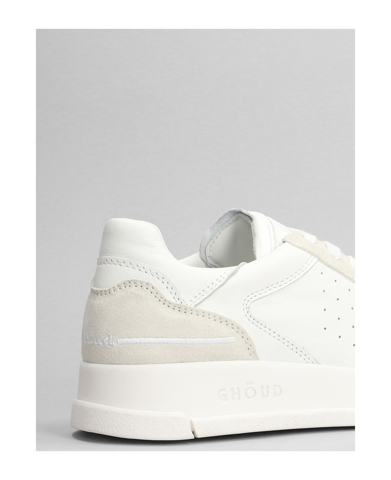GHOUD Tweener Low Sneakers In White Suede And Leather - white