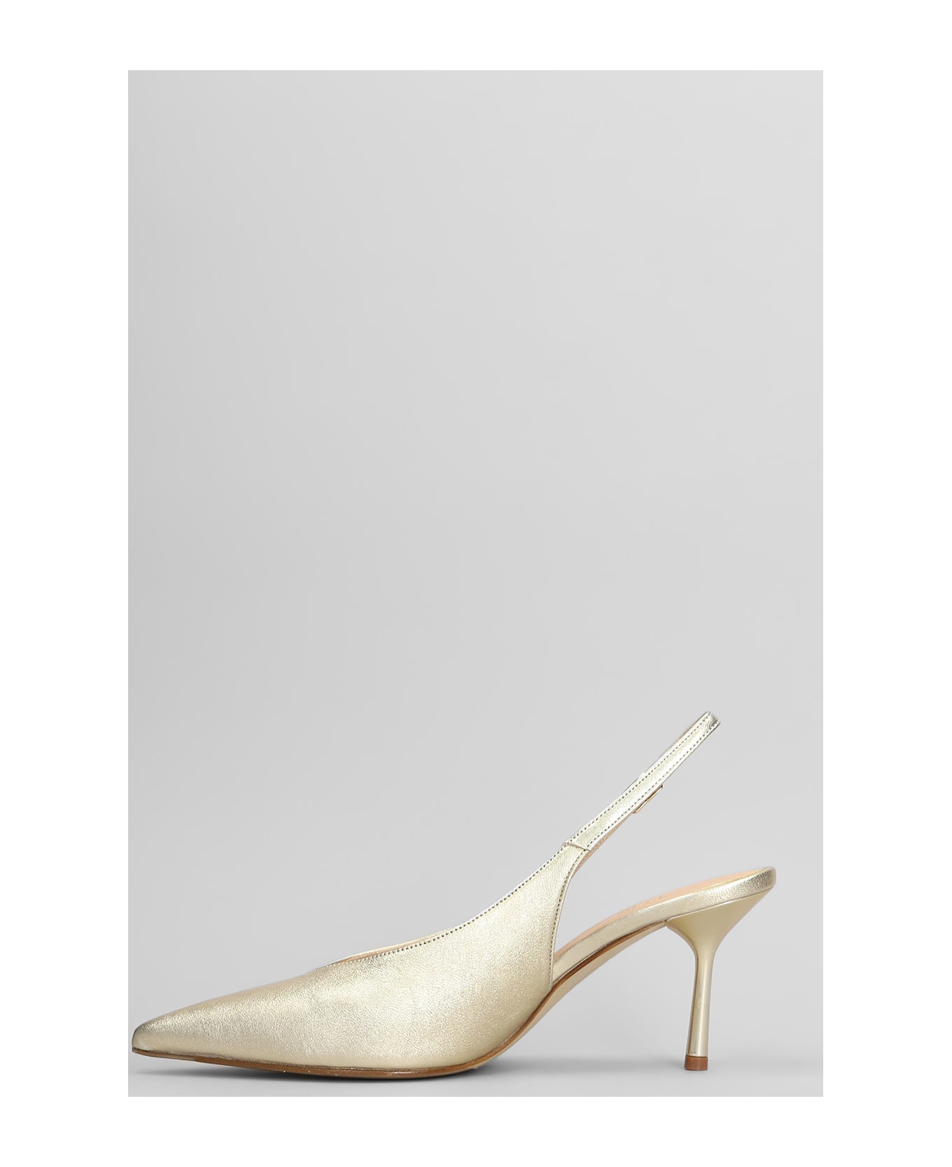 The Seller Pumps In Platinum Leather - platinum