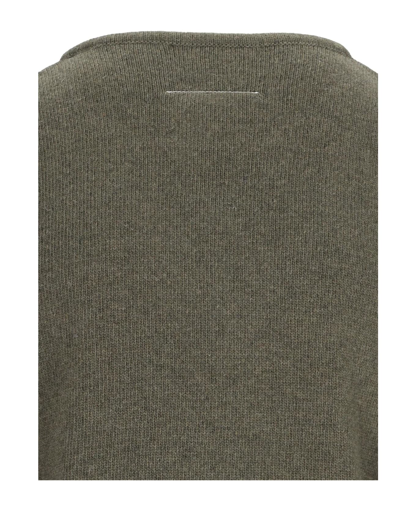 MM6 Maison Margiela Cut-out Detail Sweater - S Olive