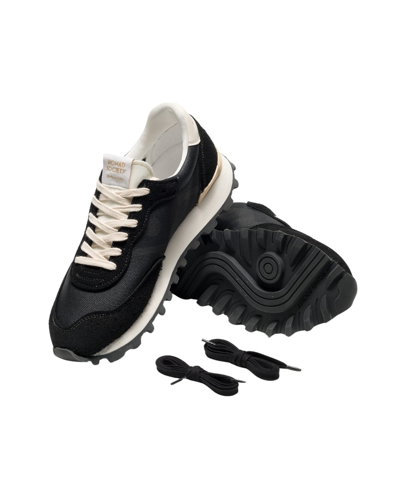 Nomad Veloce - Black Ivory