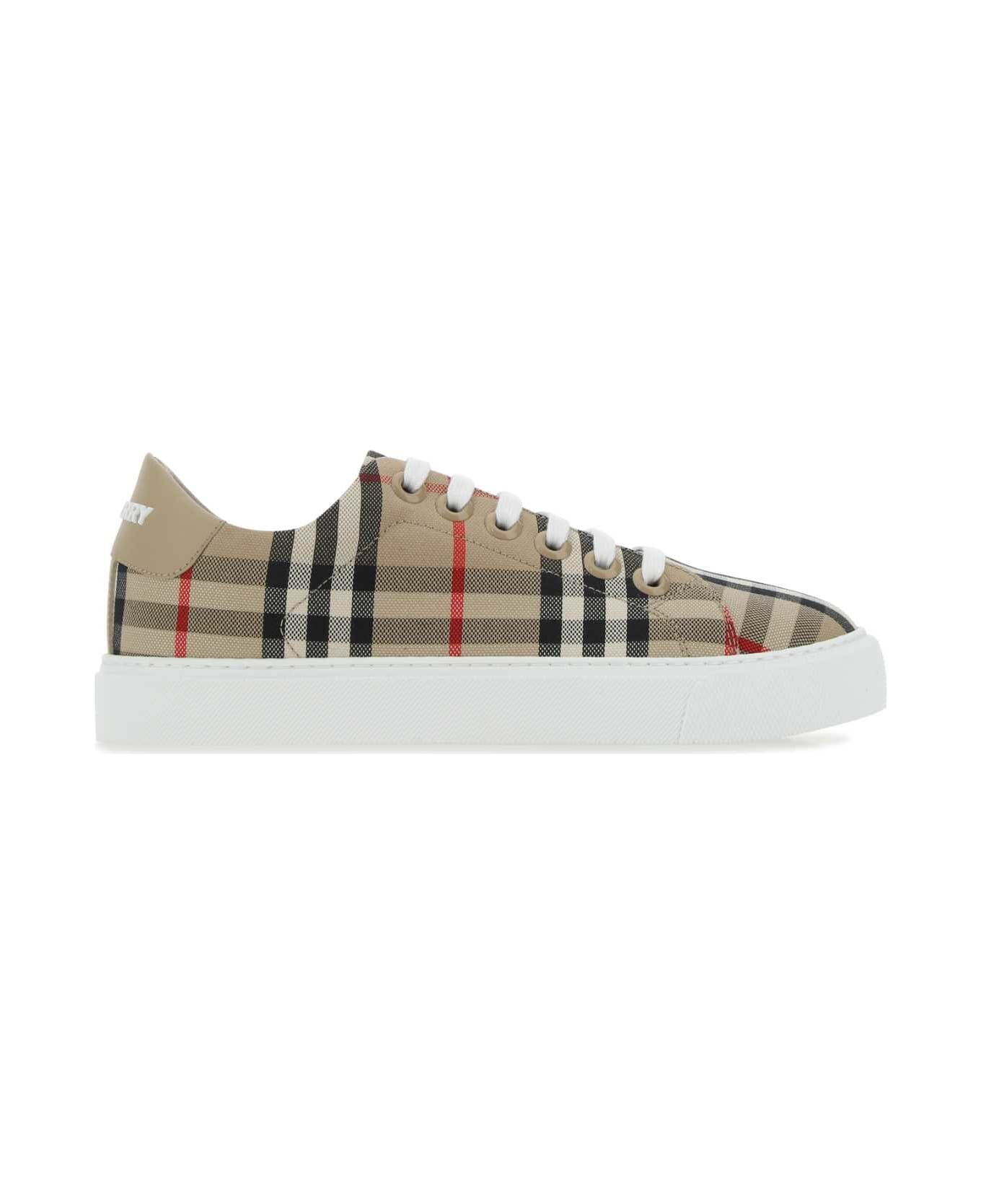 Burberry Embroidered Canvas Sneakers - A7026