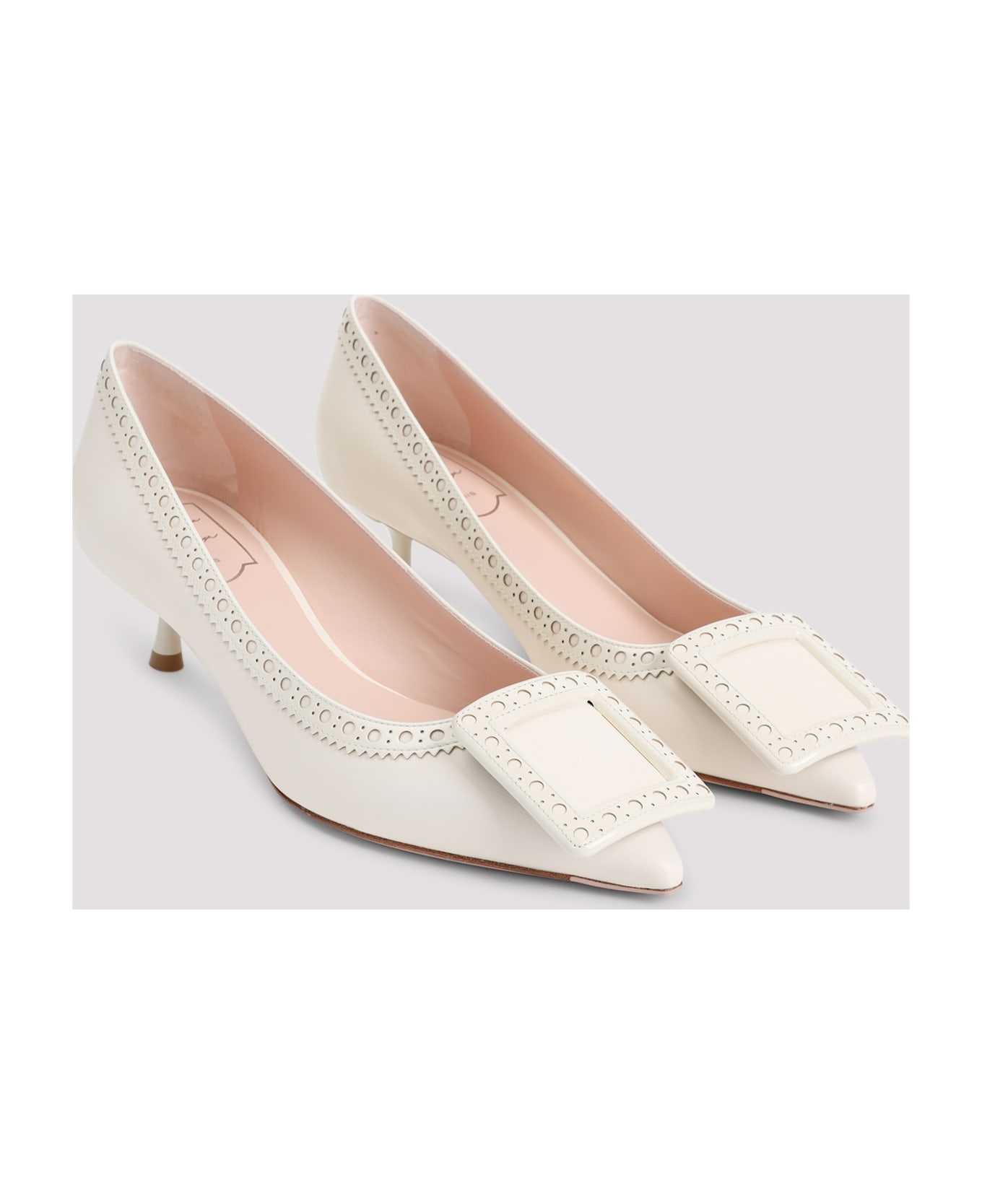 Roger Vivier 
viv
 Pumps In The City
 - Cire