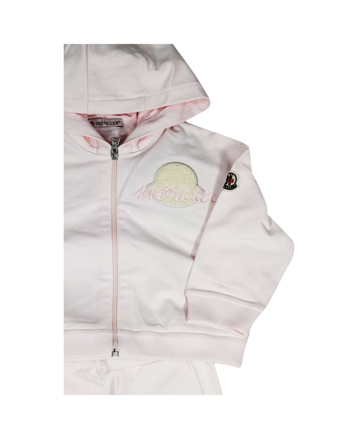 Moncler Complete With Zip-up Sweatshirt With Long-sleeved Hood In Fine Cotton And Trousers With Elastic Waist. Logo On The Chest - Pink