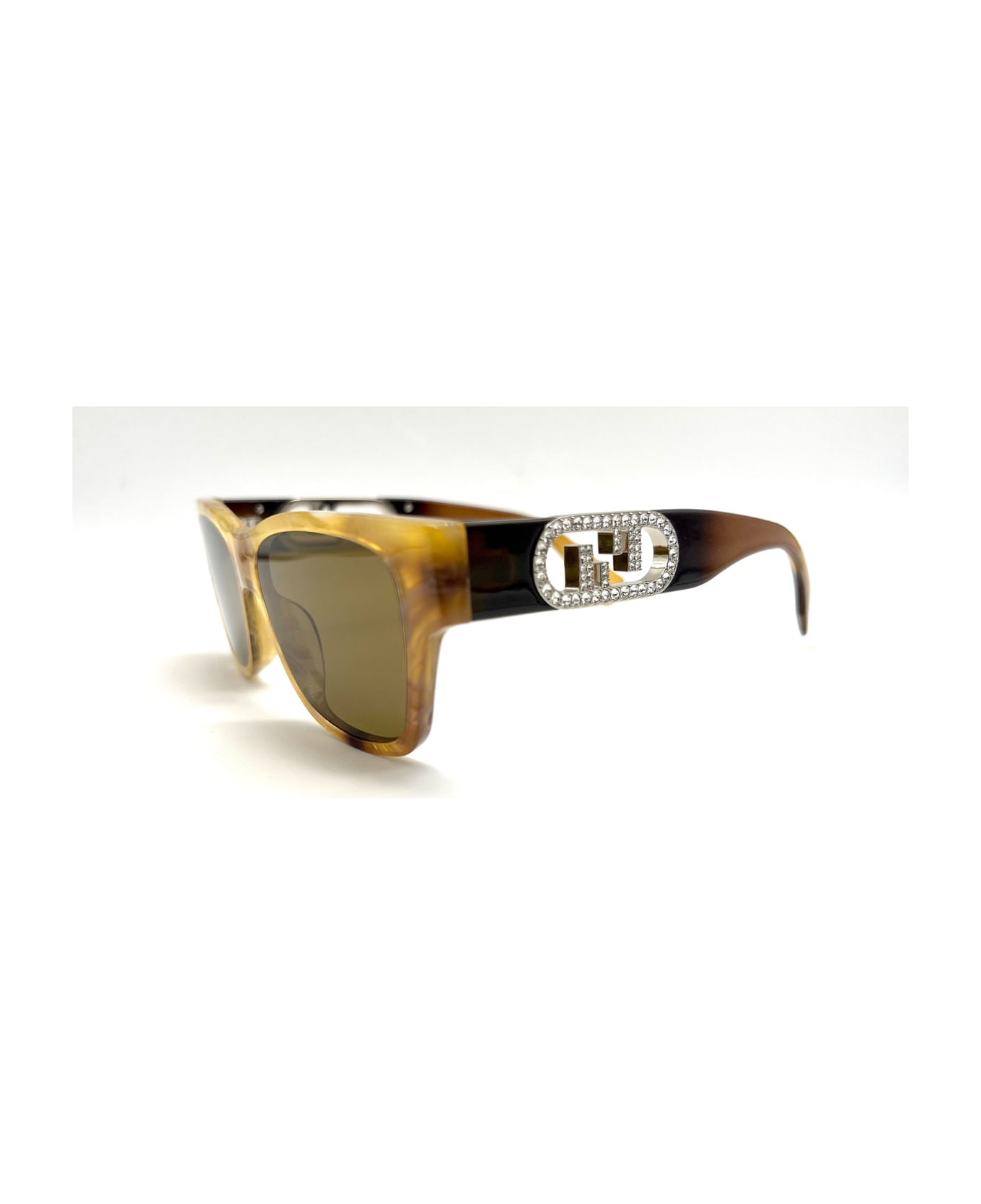Fendi Eyewear FE40081I Sunglasses - E