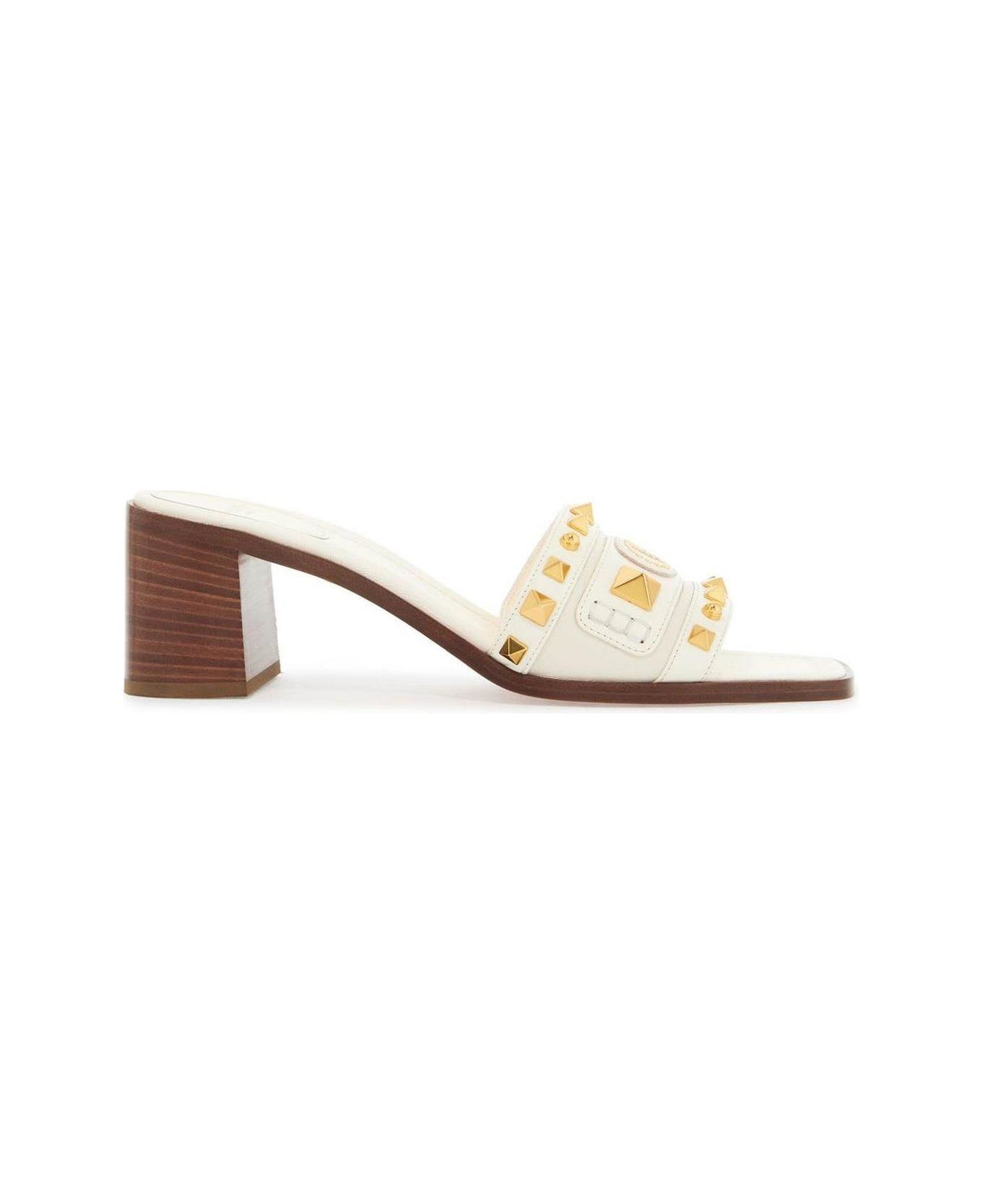 Valentino Garavani Garavani Rockstud Open Toe Sandals - Ivory
